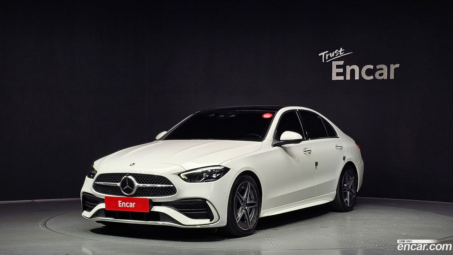 Main__Slider__Photo:C-Class Mercedes-Benz 2024.5-0