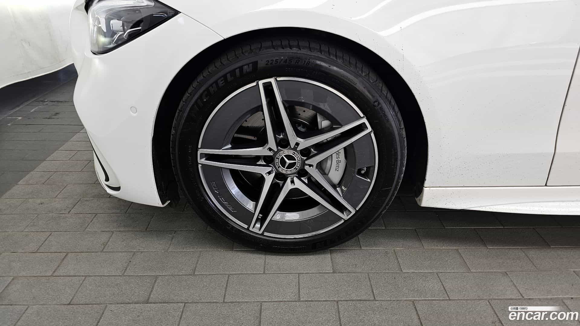 C-Class Mercedes-Benz 2024.5-OUTER-005