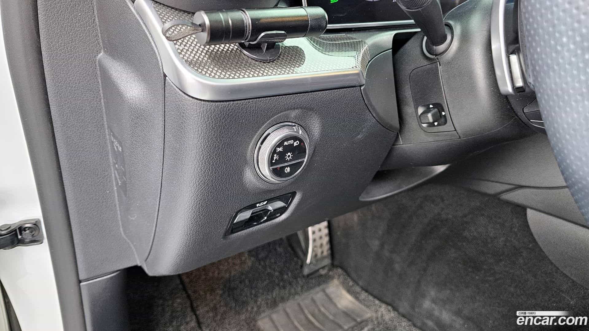 C-Class Mercedes-Benz 2024.5-OPTION-020