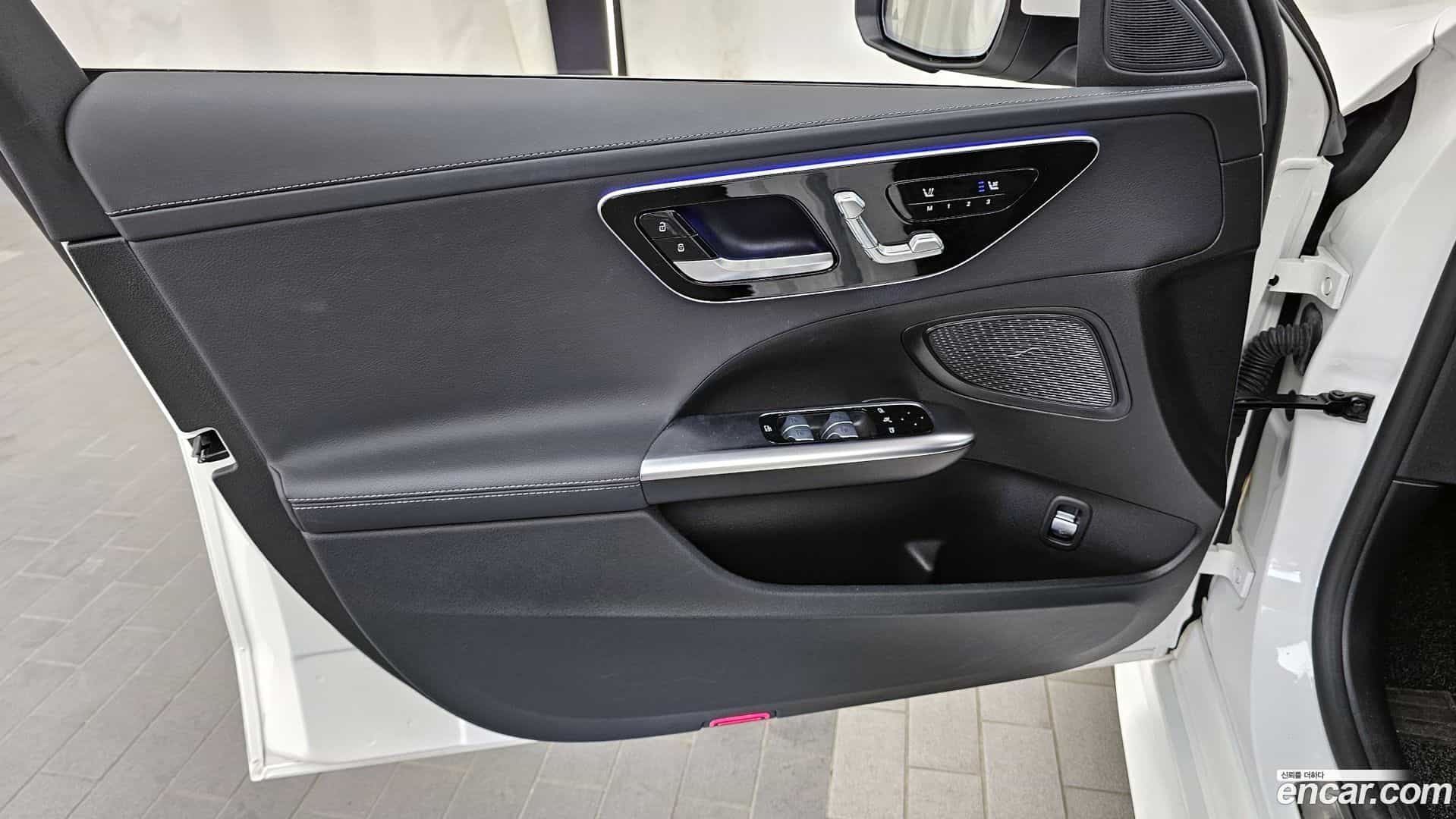 C-Class Mercedes-Benz 2024.5-INNER-034