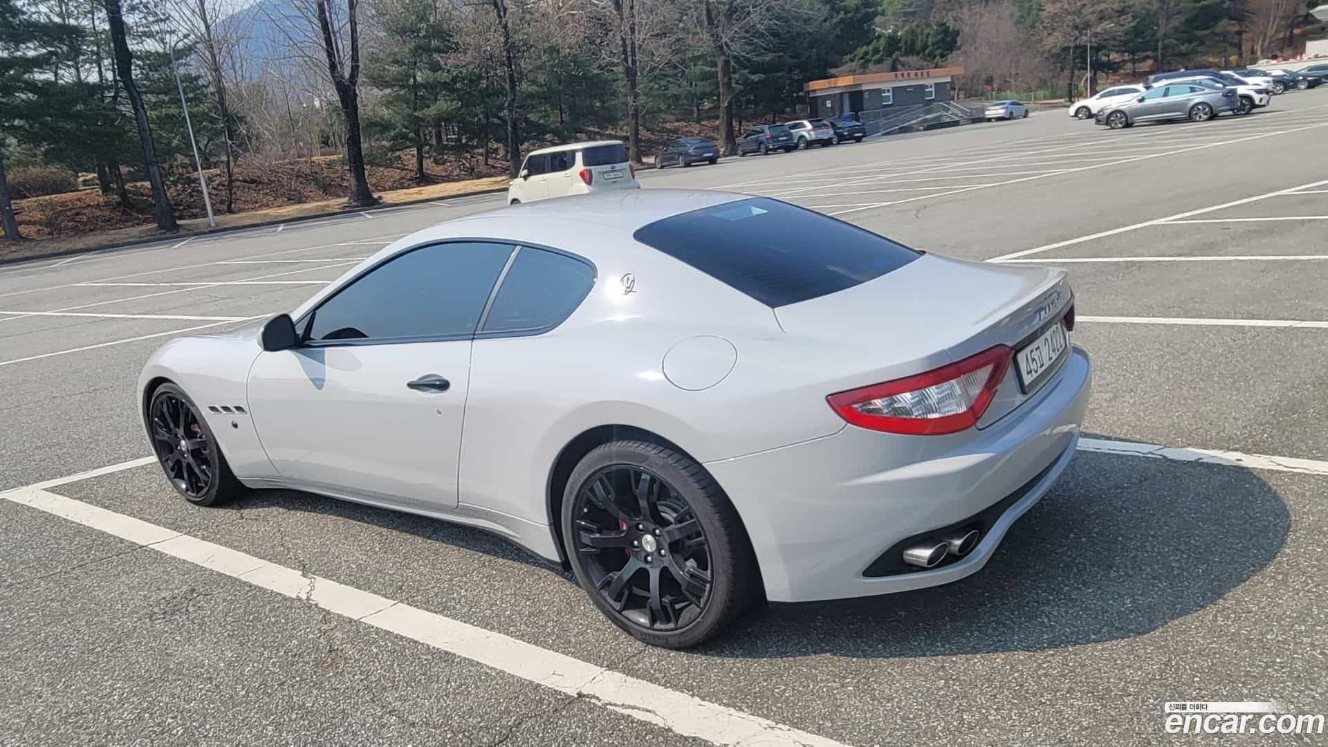 GranTurismo Maserati 2010.11-OUTER-003