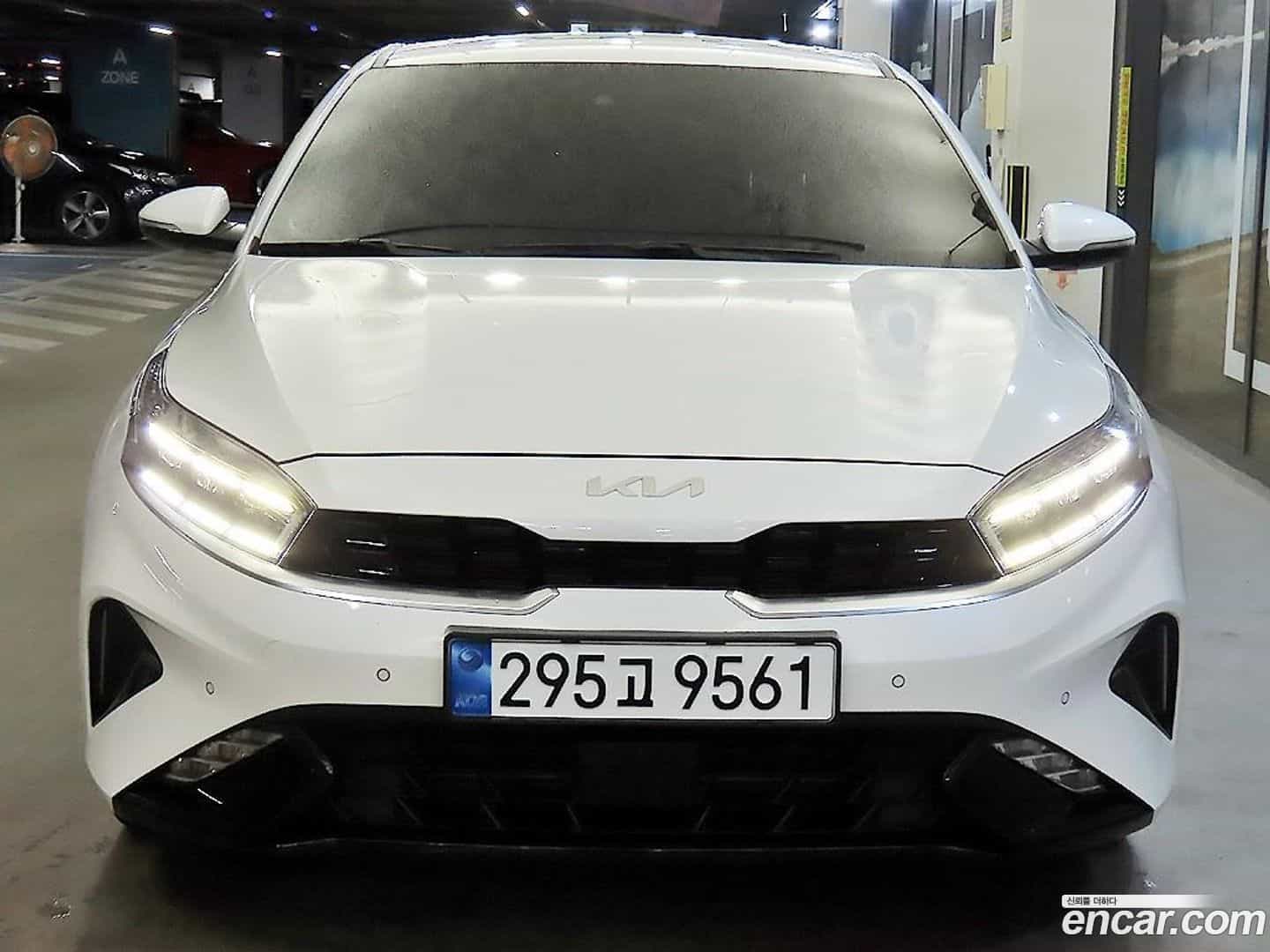 K3 Kia 2023.8-OUTER-002