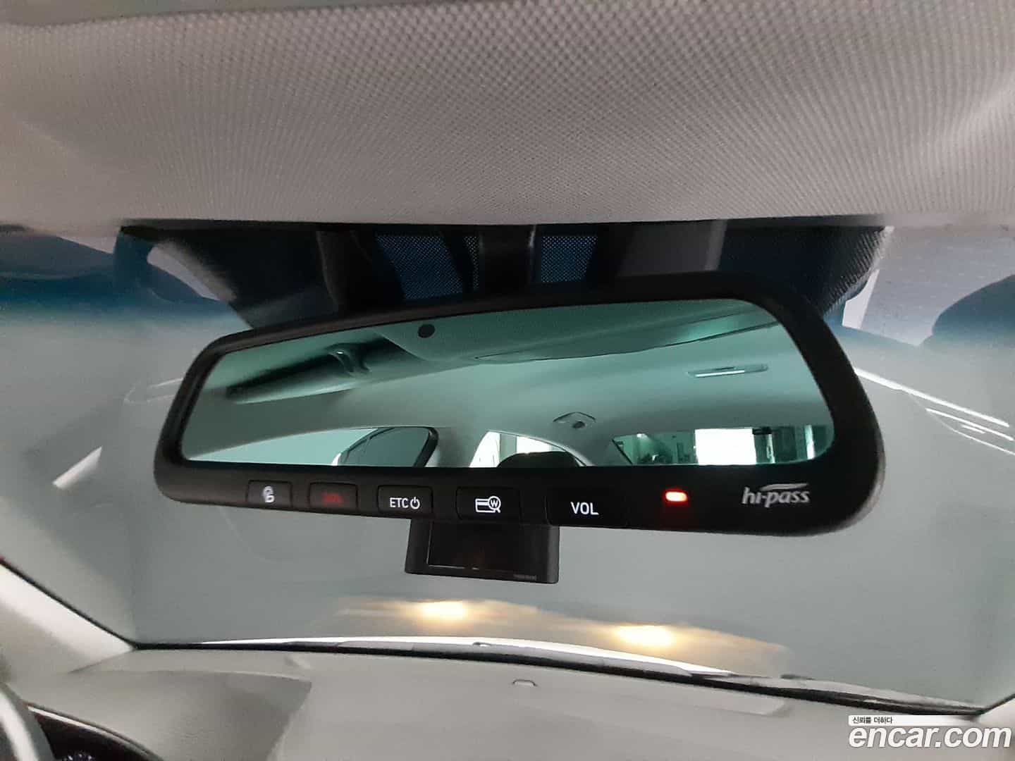 AVANTE Hyundai 2019.0-OPTION-021