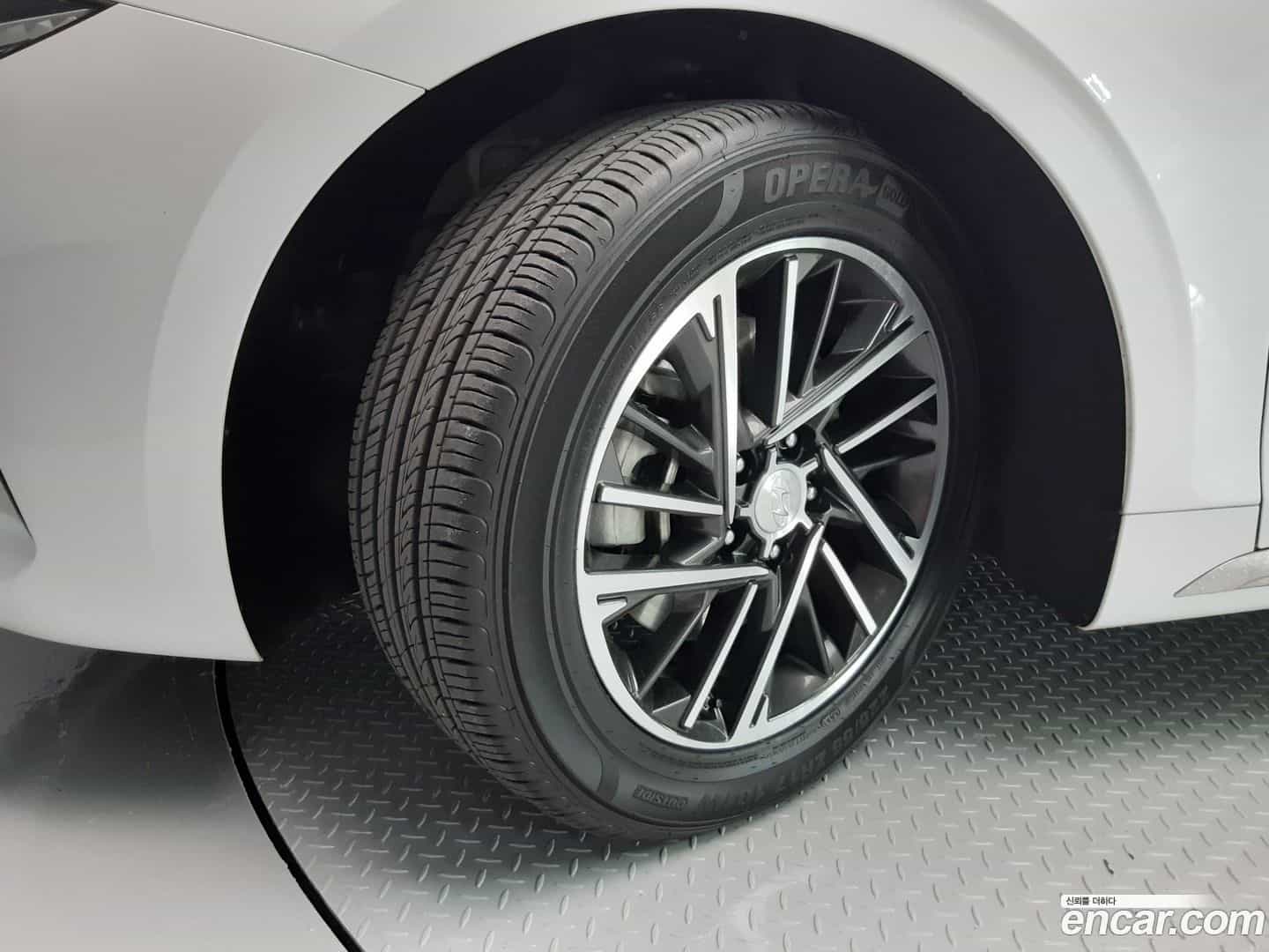 Grandeur Hyundai 2021.9-OUTER-005