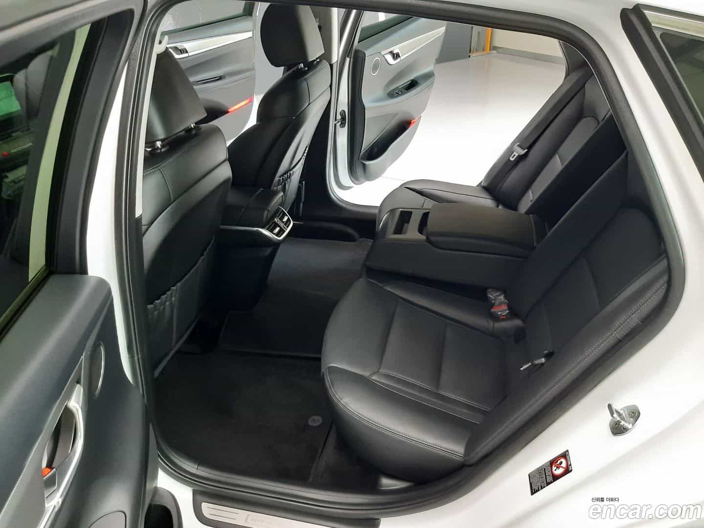 Grandeur Hyundai 2021.9-OPTION-015