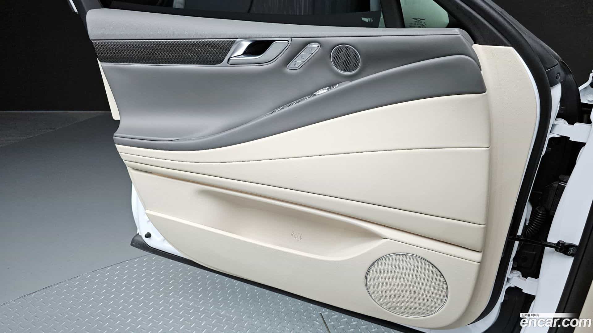 G80 Genesis 2024.3-INNER-034