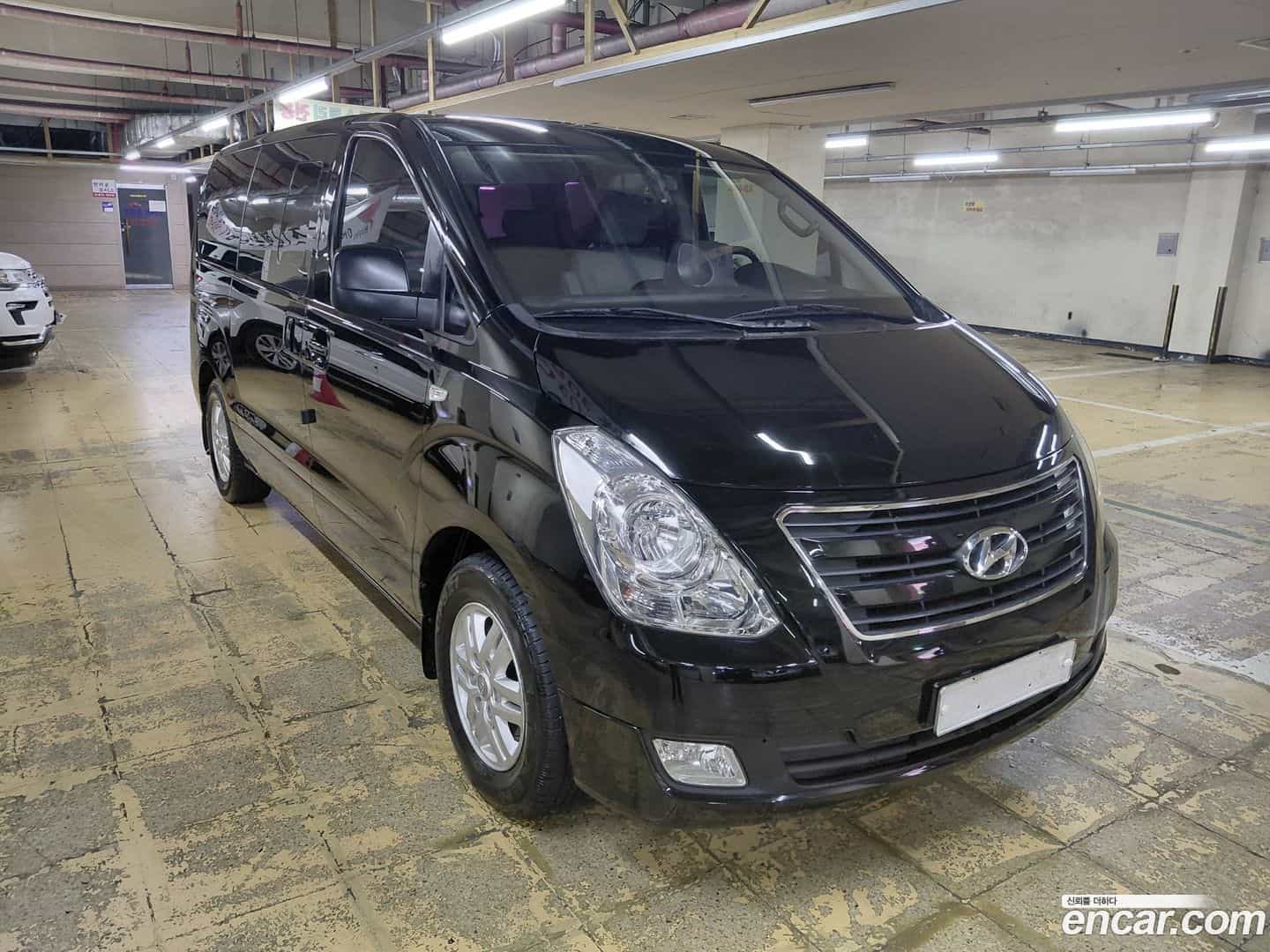 Starex Hyundai 2017.0-OUTER-003