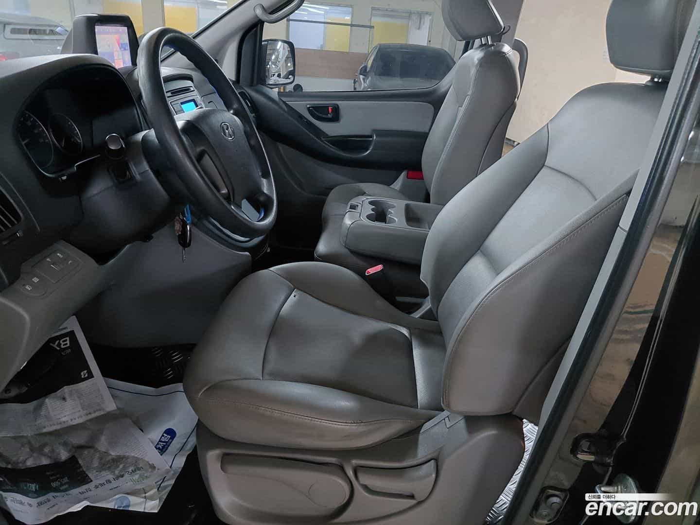 Starex Hyundai 2017.0-OPTION-017