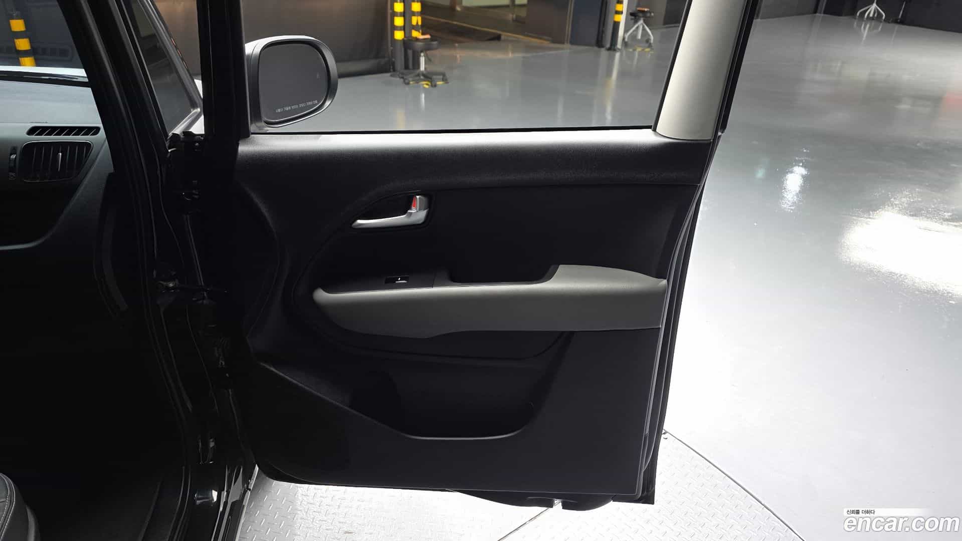 RAY Kia 2025.3-INNER-034