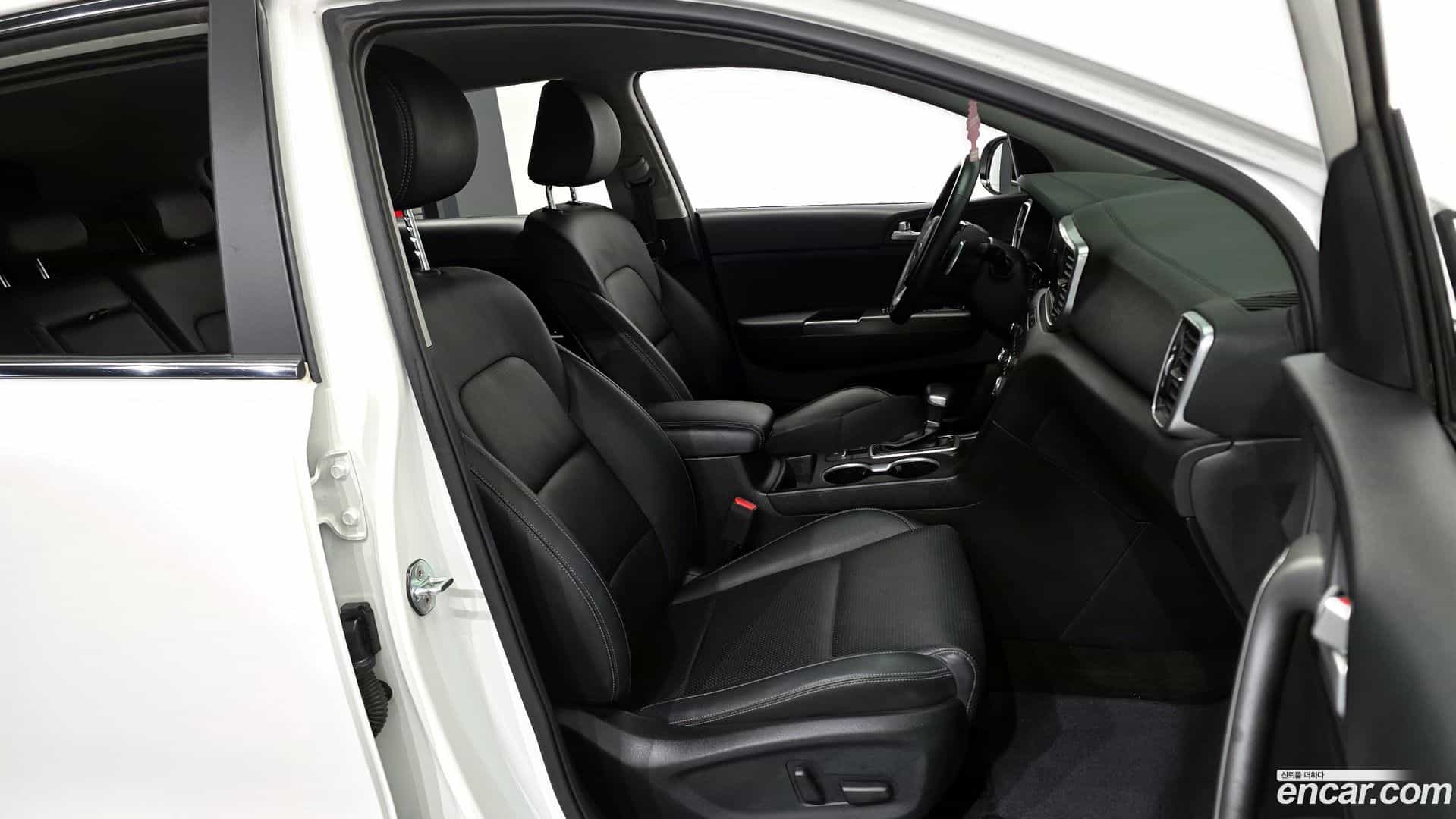 Sportage Kia 2021.6-OPTION-015