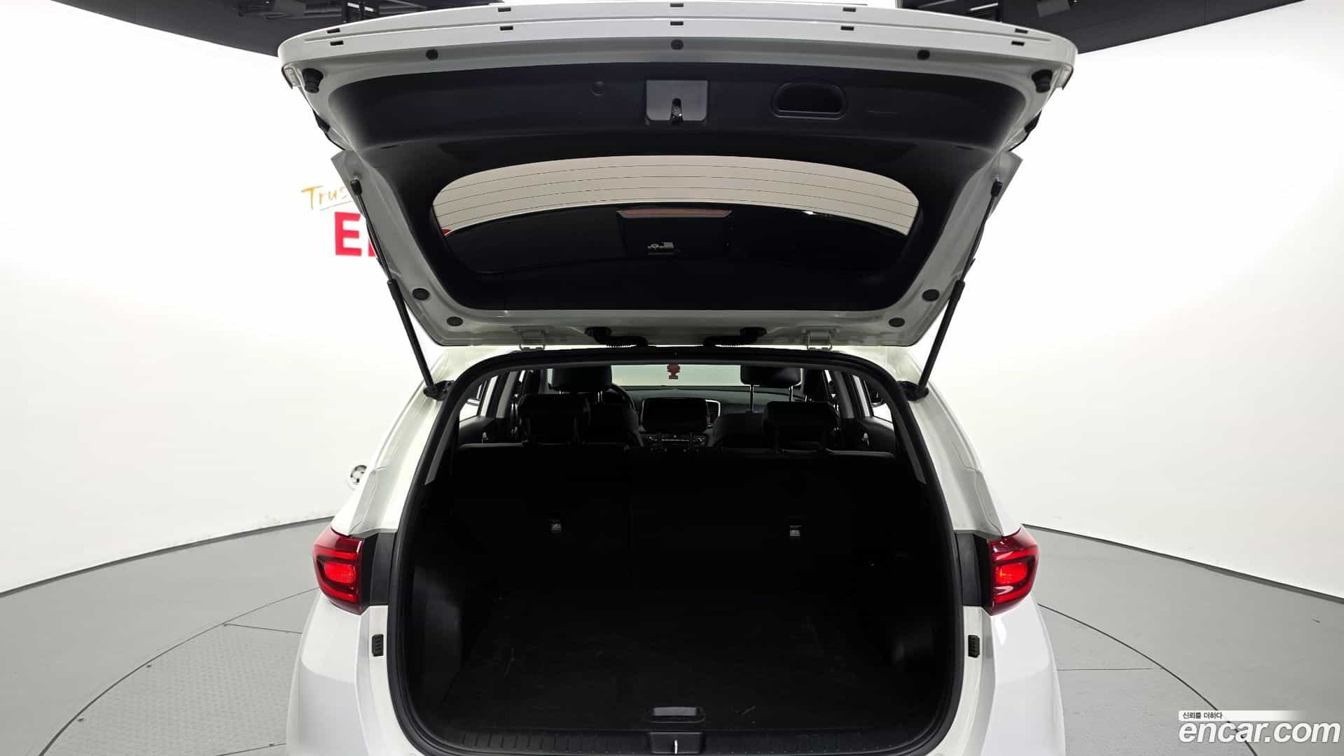 Sportage Kia 2021.6-OPTION-043