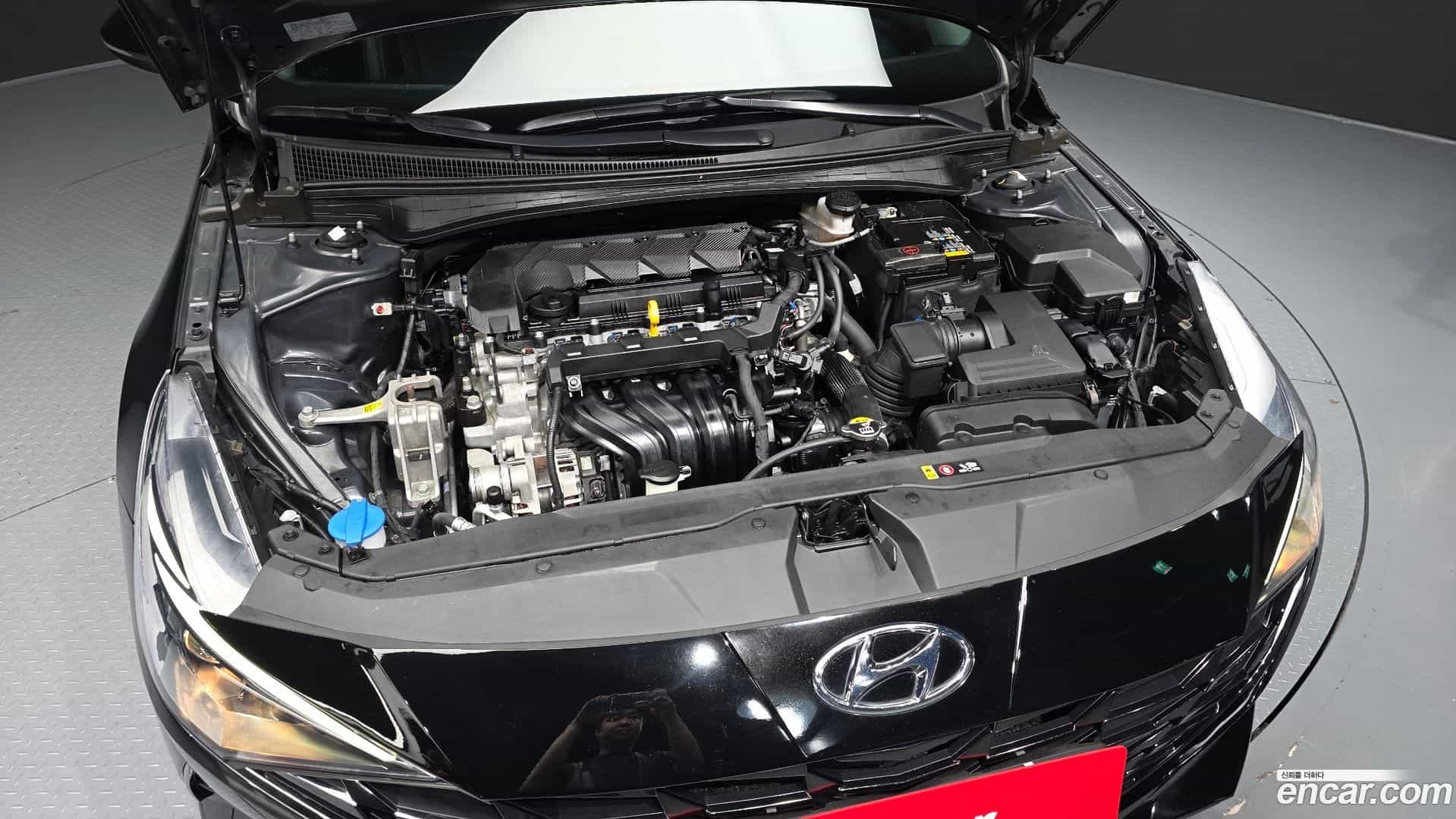 AVANTE Hyundai 2021.6-OUTER-006