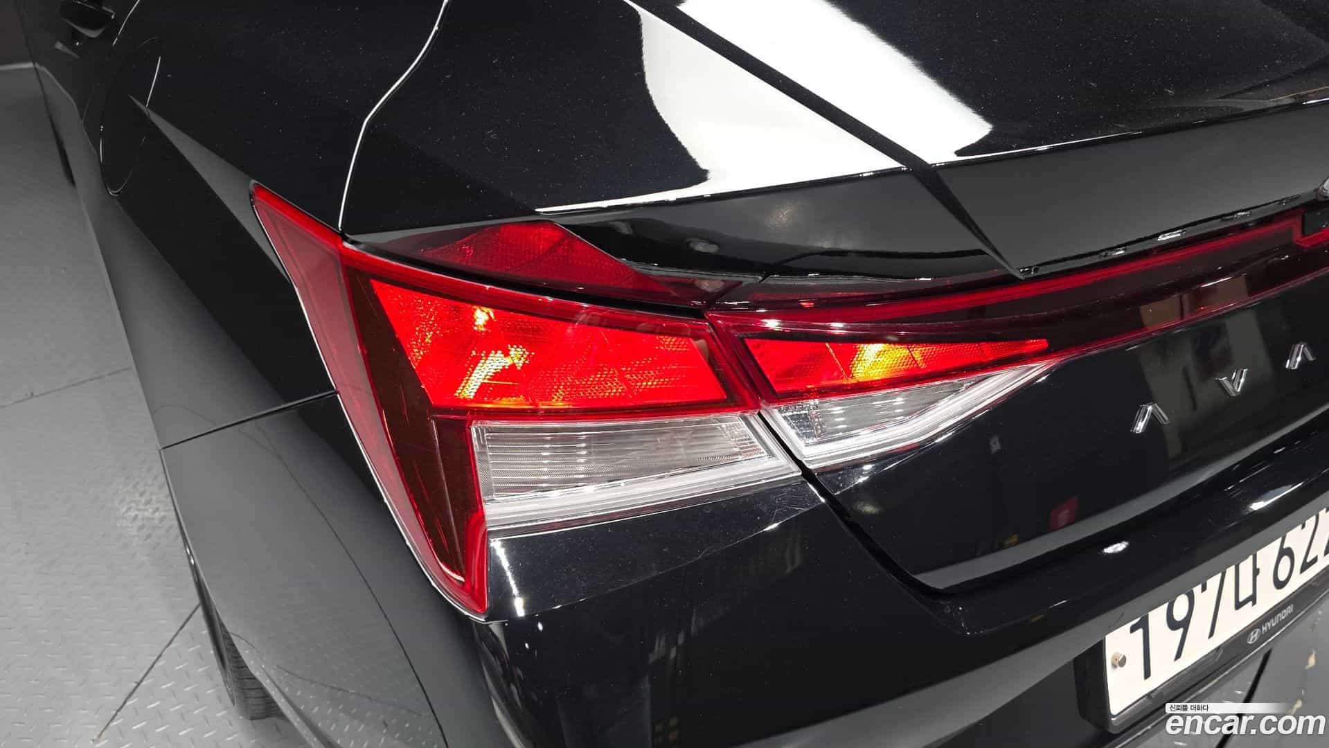 AVANTE Hyundai 2021.6-OUTER-033