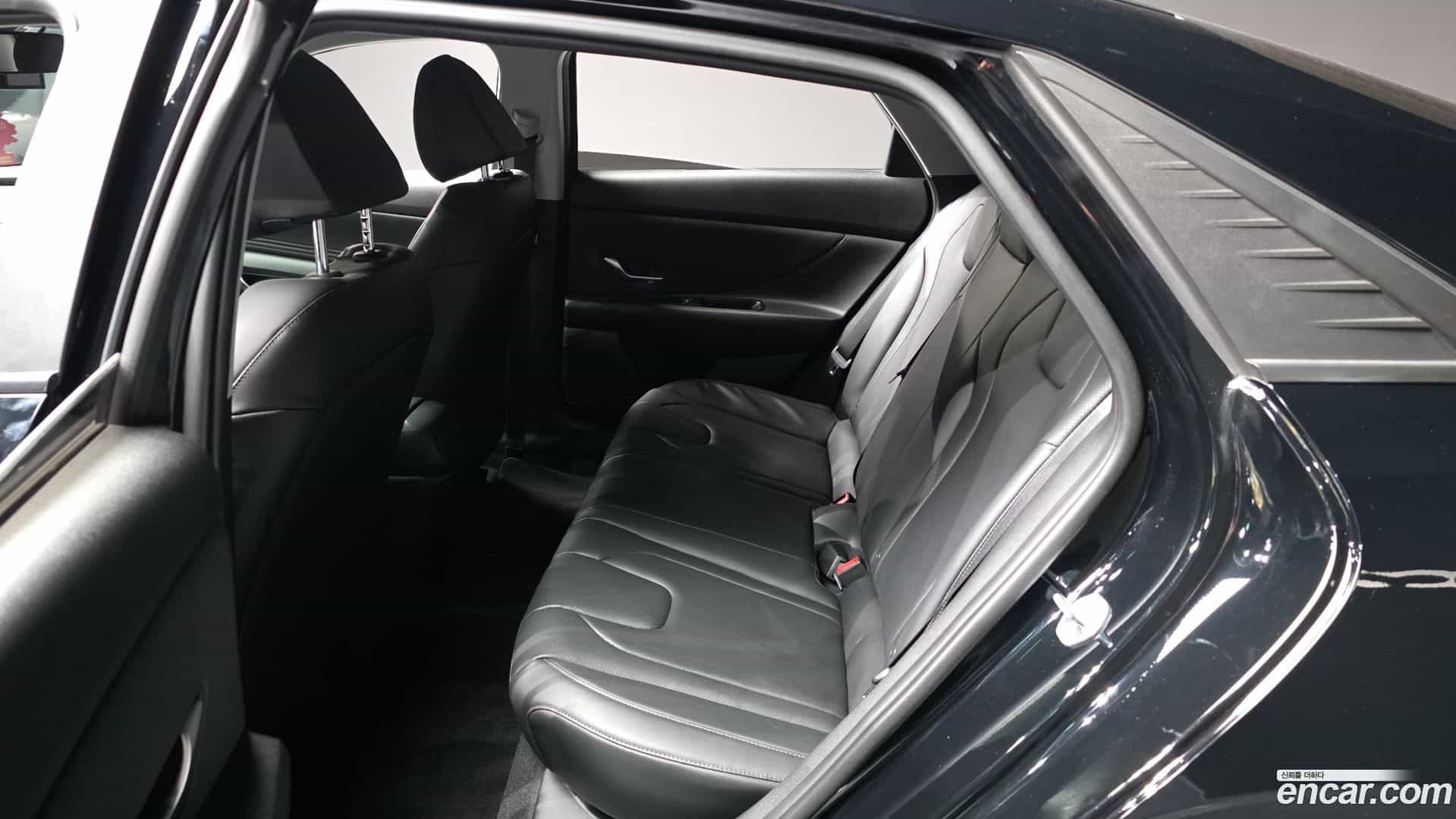 AVANTE Hyundai 2021.6-INNER-036