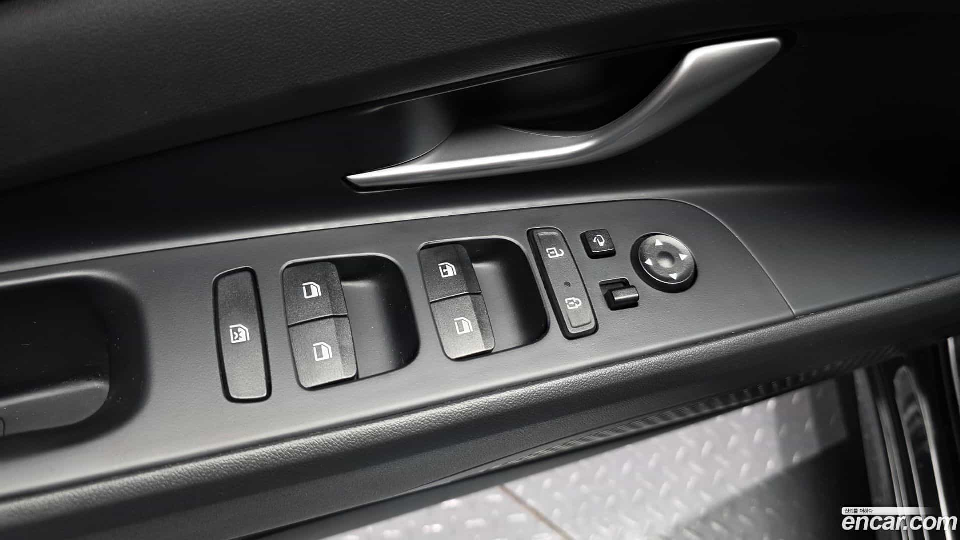 AVANTE Hyundai 2021.6-OPTION-043