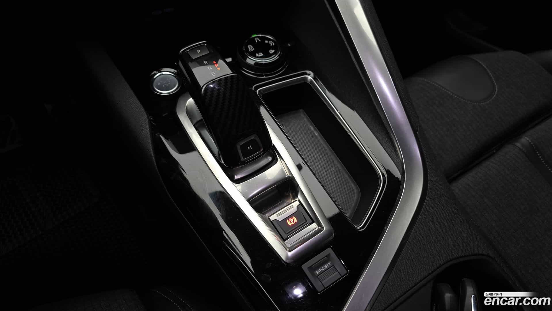 5008 Peugeot 2018.8-INNER-009