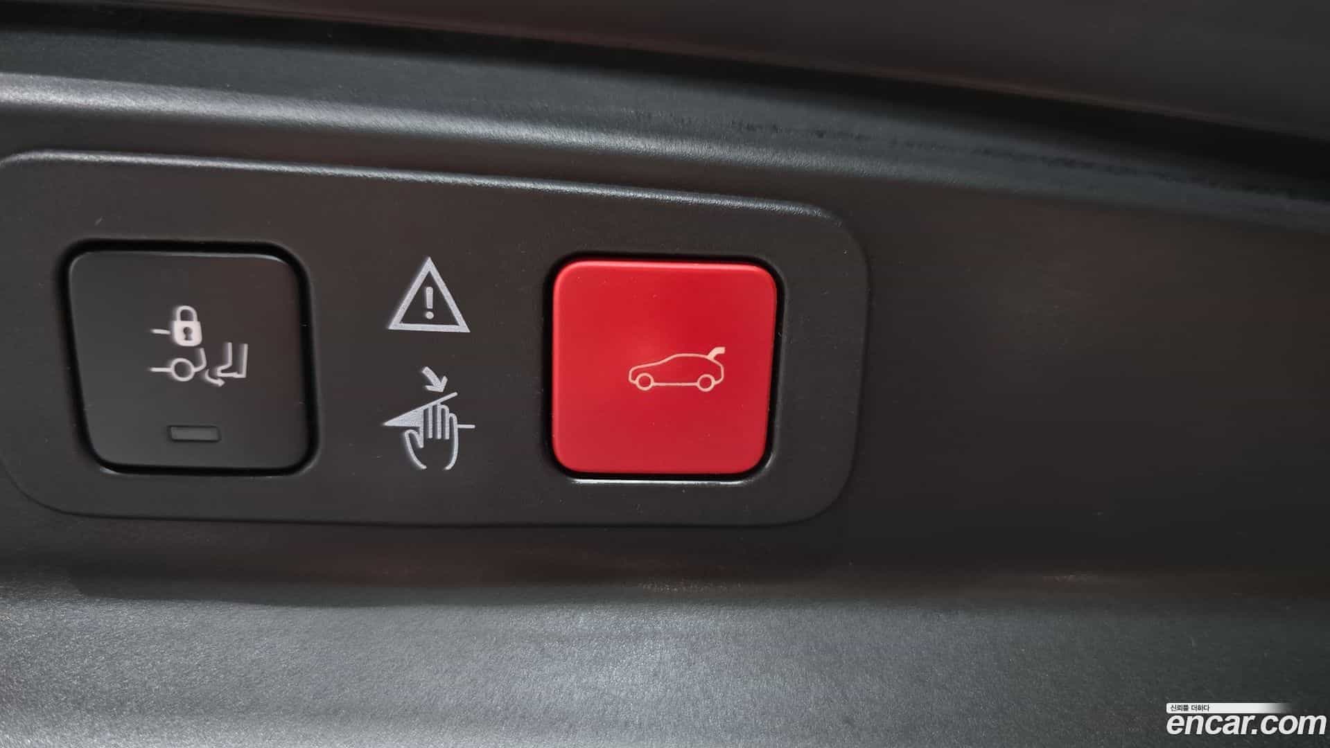 5008 Peugeot 2018.8-OPTION-040