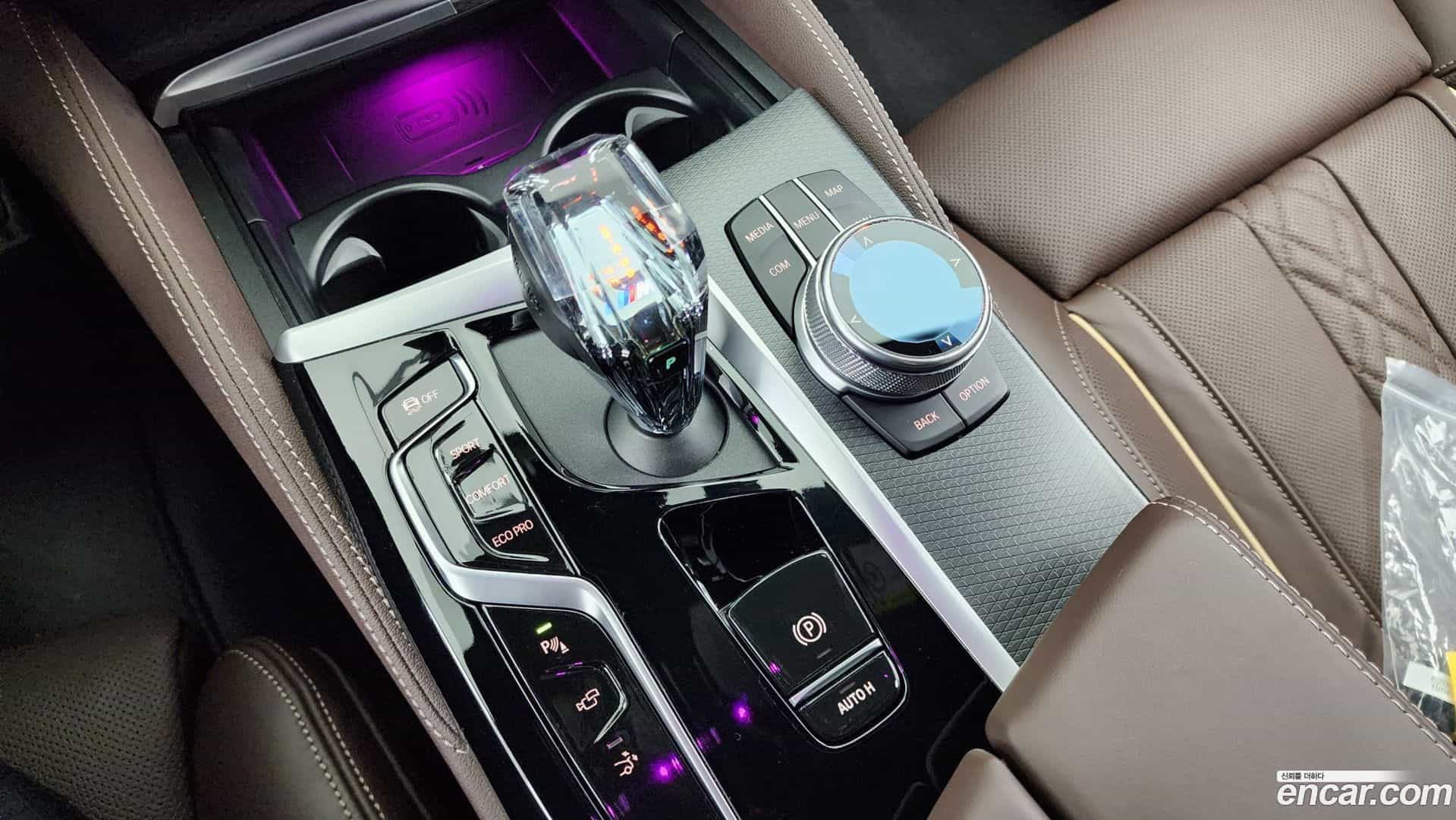 Gran Turismo BMW 2024.9-INNER-009