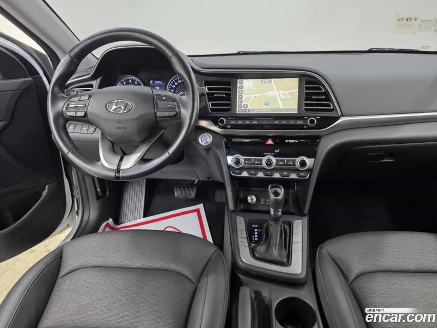 AVANTE Hyundai 2020.2-INNER-007