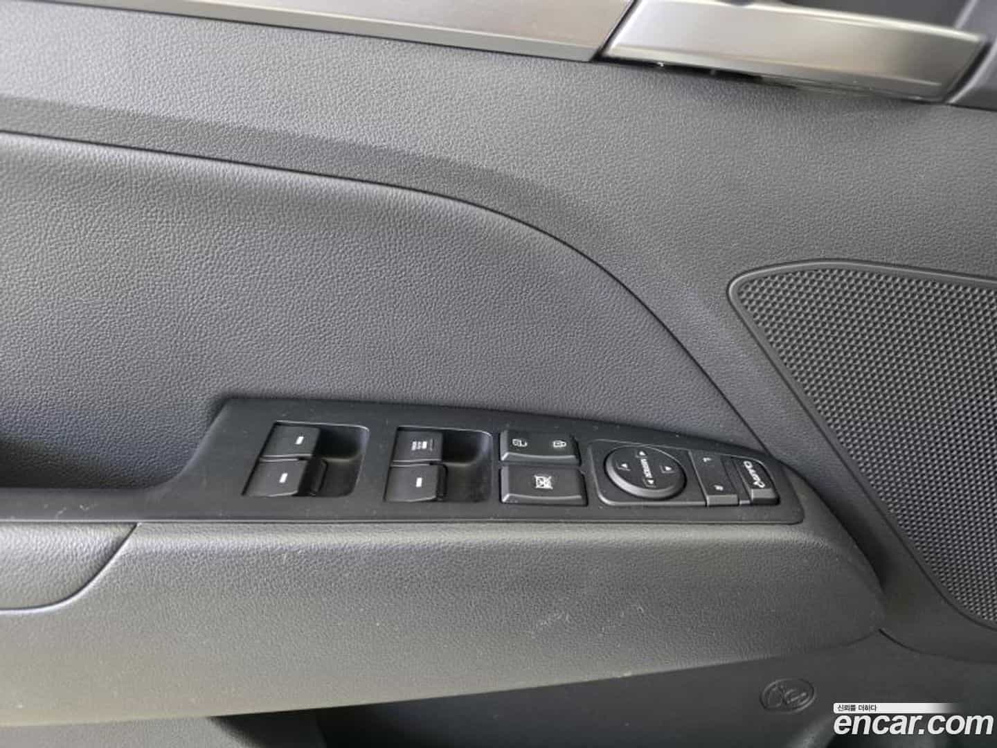 AVANTE Hyundai 2020.2-INNER-010