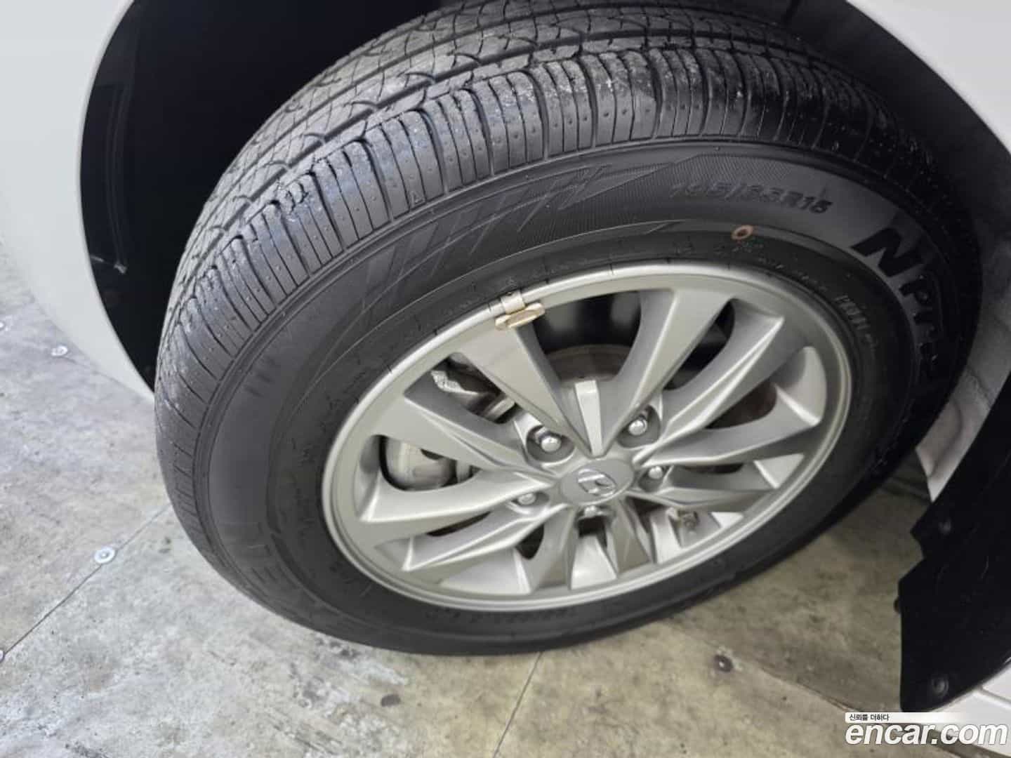 AVANTE Hyundai 2020.2-OPTION-018