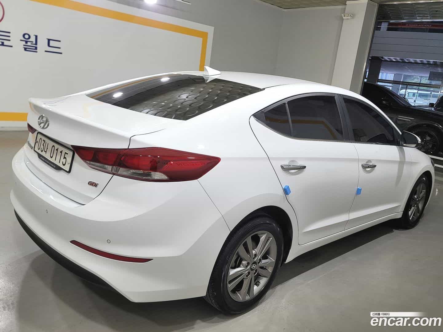 AVANTE Hyundai 2016.7-OUTER-004