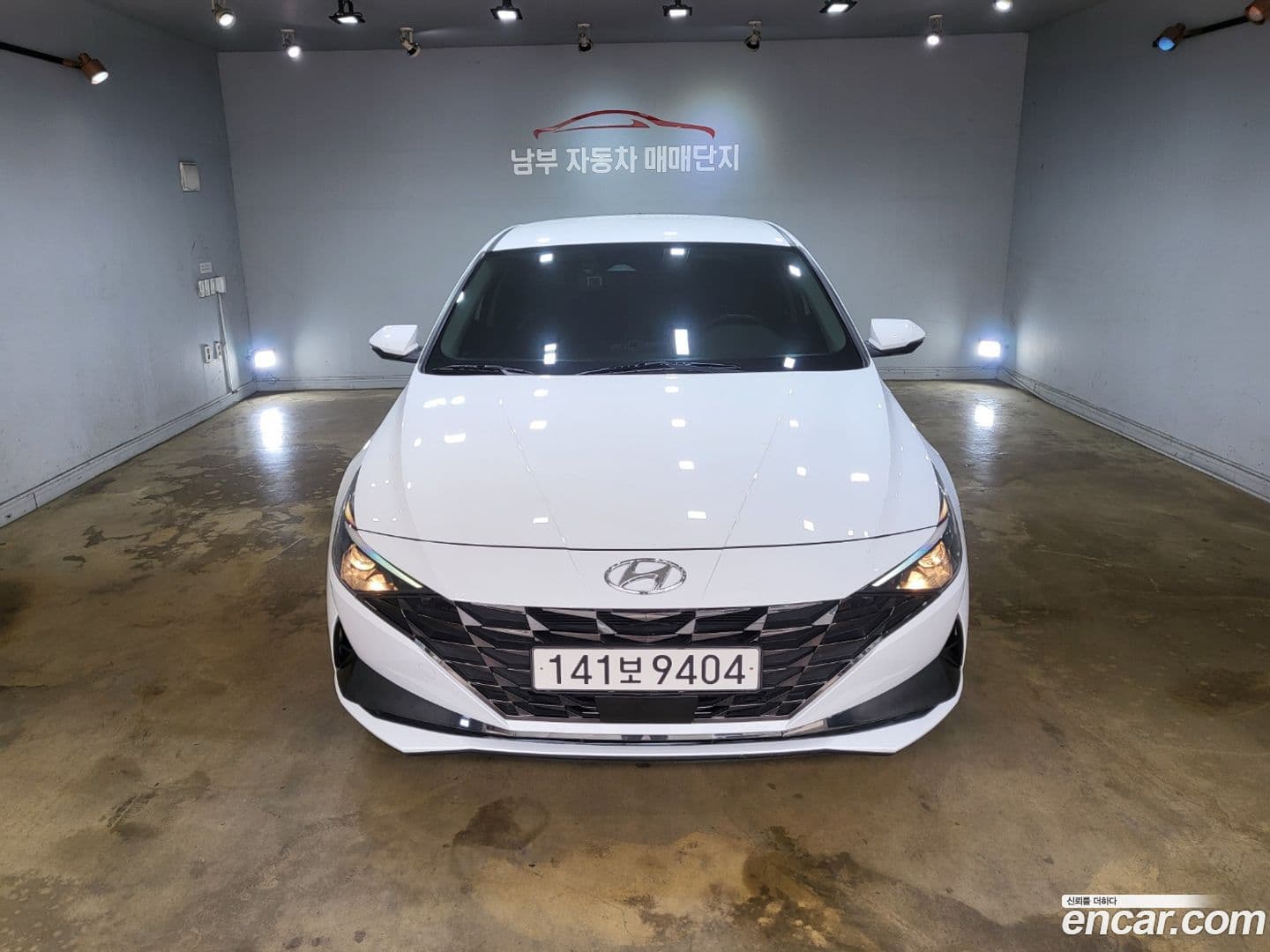 Main__Slider__Photo:AVANTE Hyundai 2022.4-0