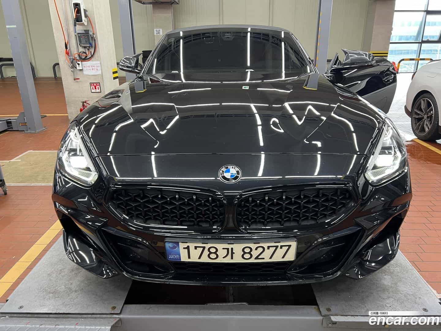 Z4 BMW 2022.4-OUTER-002