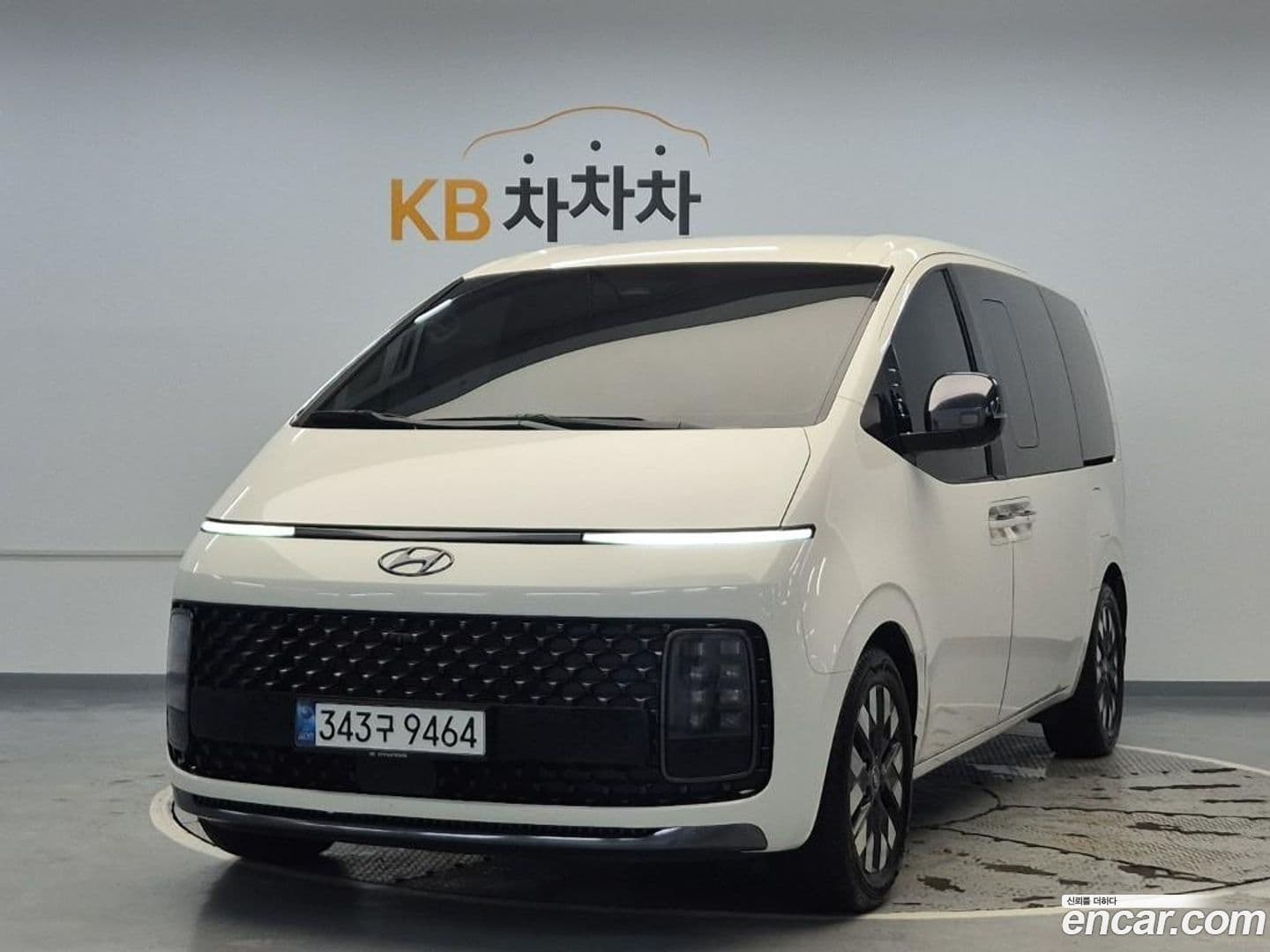 Main__Slider__Photo:Staria Hyundai 2024.1-0