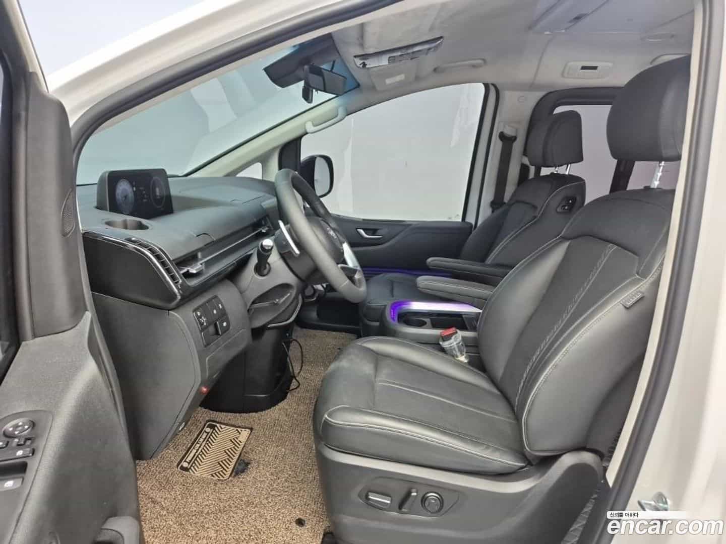 Staria Hyundai 2024.1-INNER-007