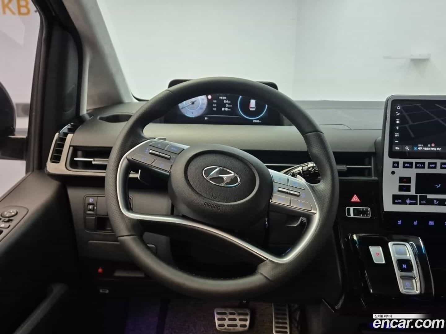 Staria Hyundai 2024.1-OPTION-022
