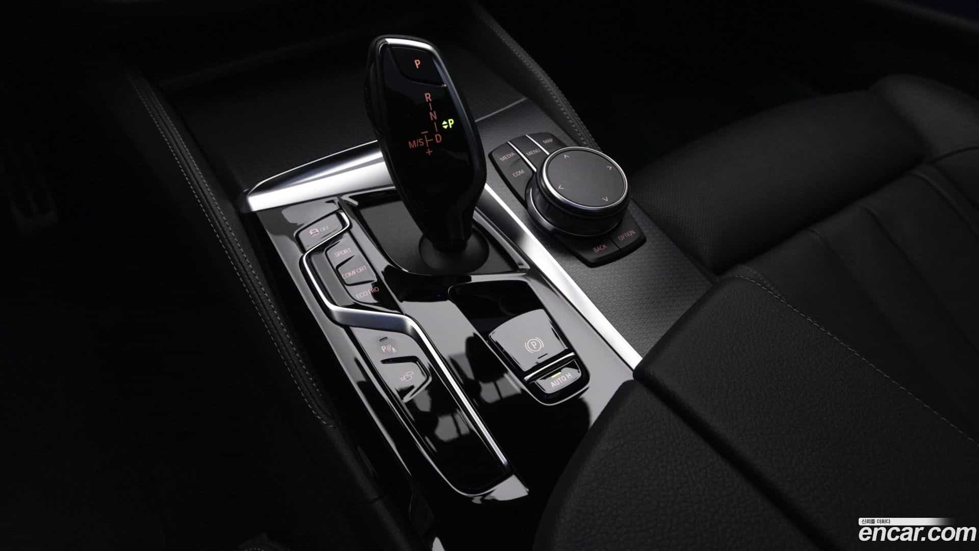 5-Series BMW 2023.5-INNER-009