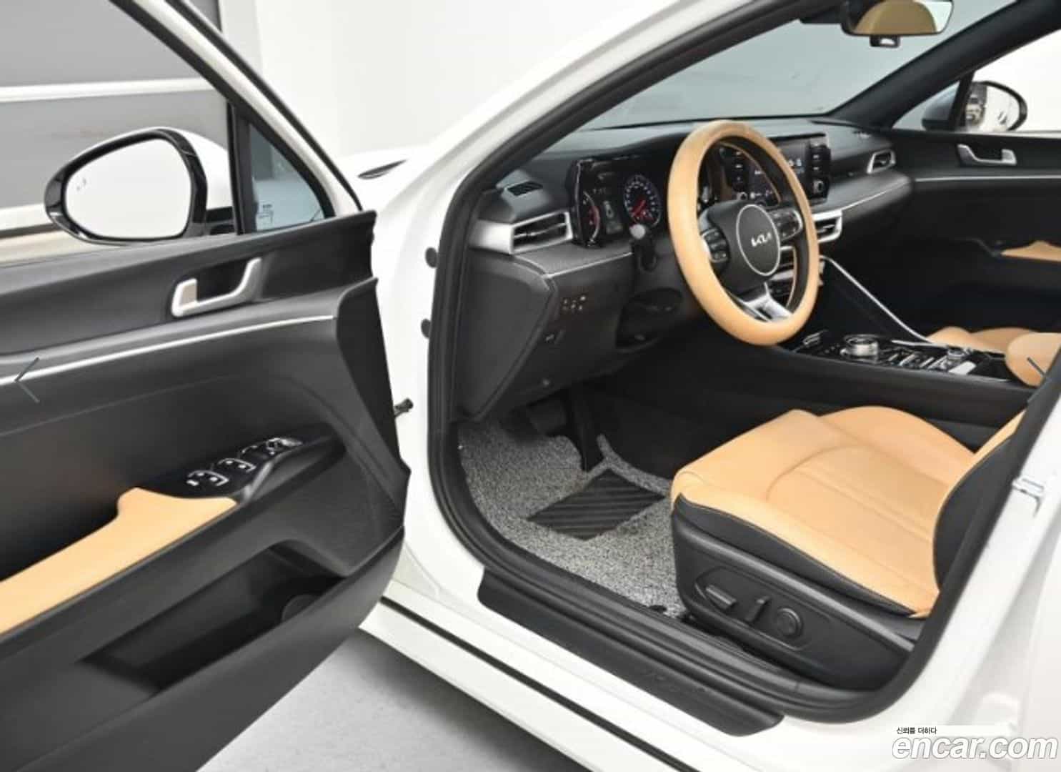 K5 Kia 2022.2-INNER-008