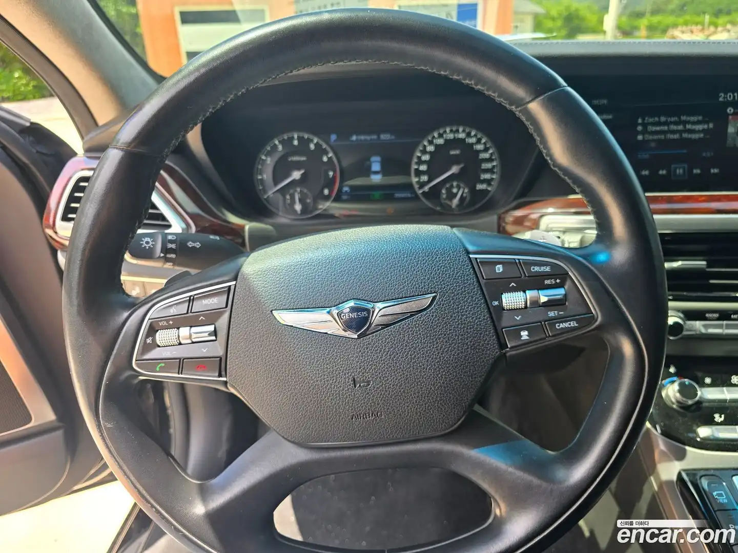 EQ900 Genesis 2016.5-OPTION-015