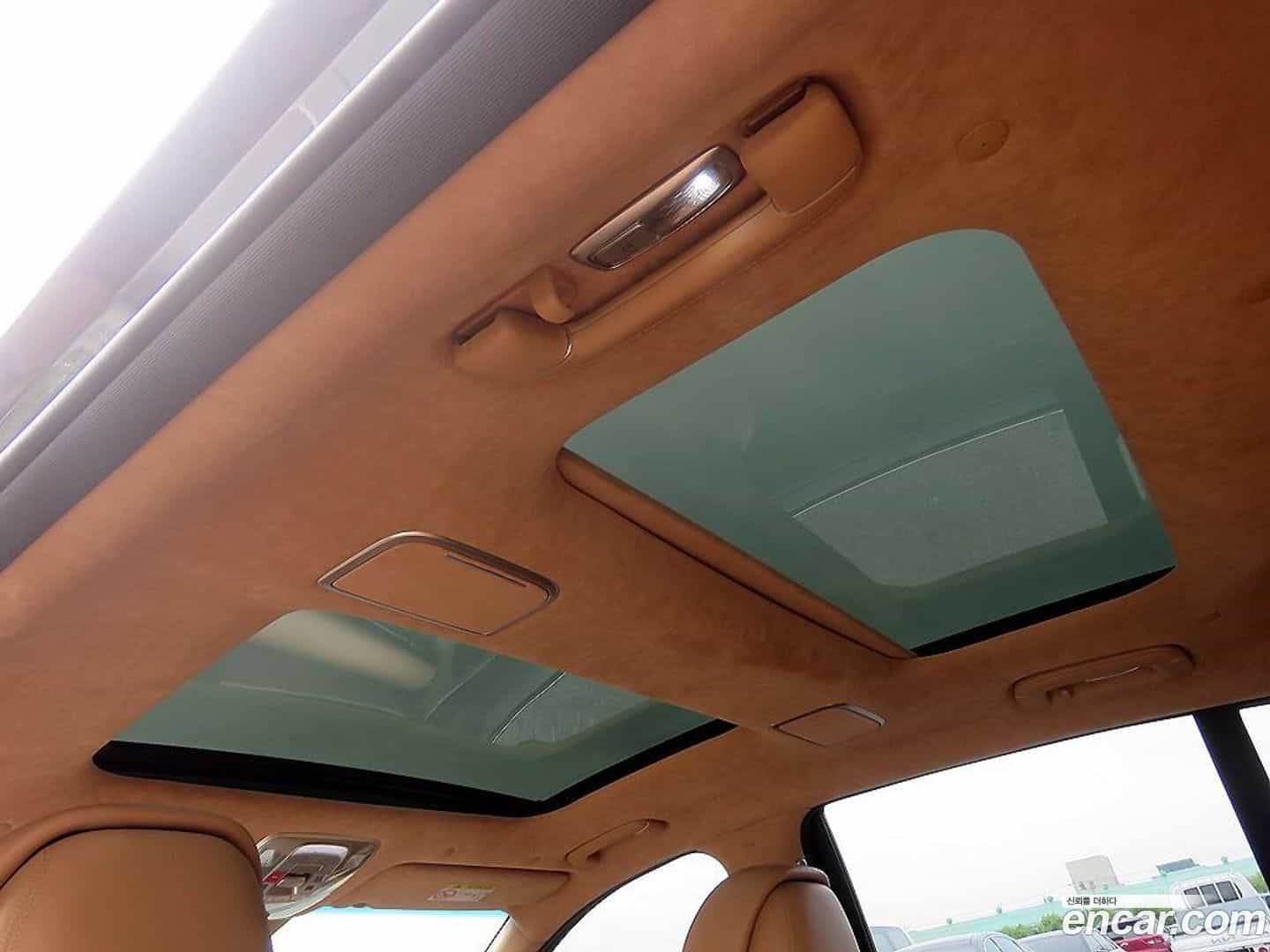 G90 Genesis 2022.3-INNER-009