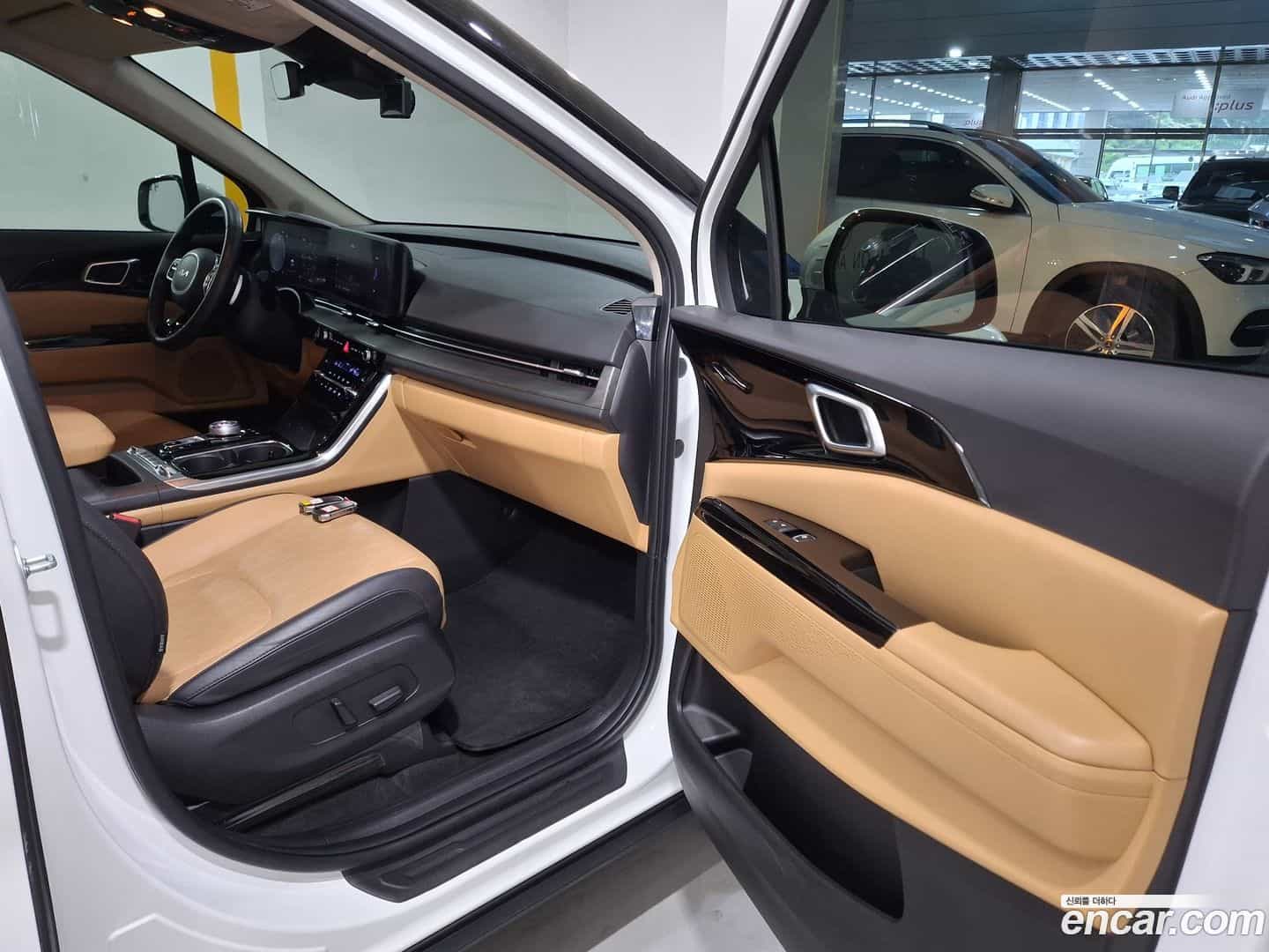 Canival Kia 2022.7-OPTION-021