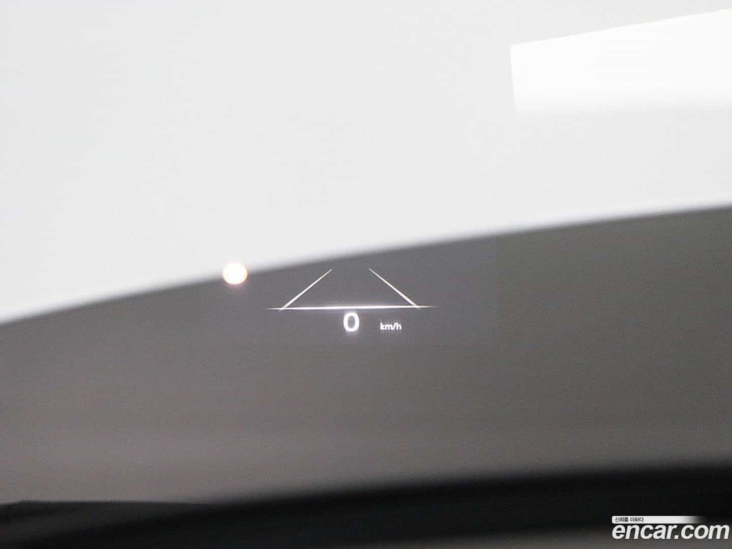 G90 Genesis 2025.0-INNER-007