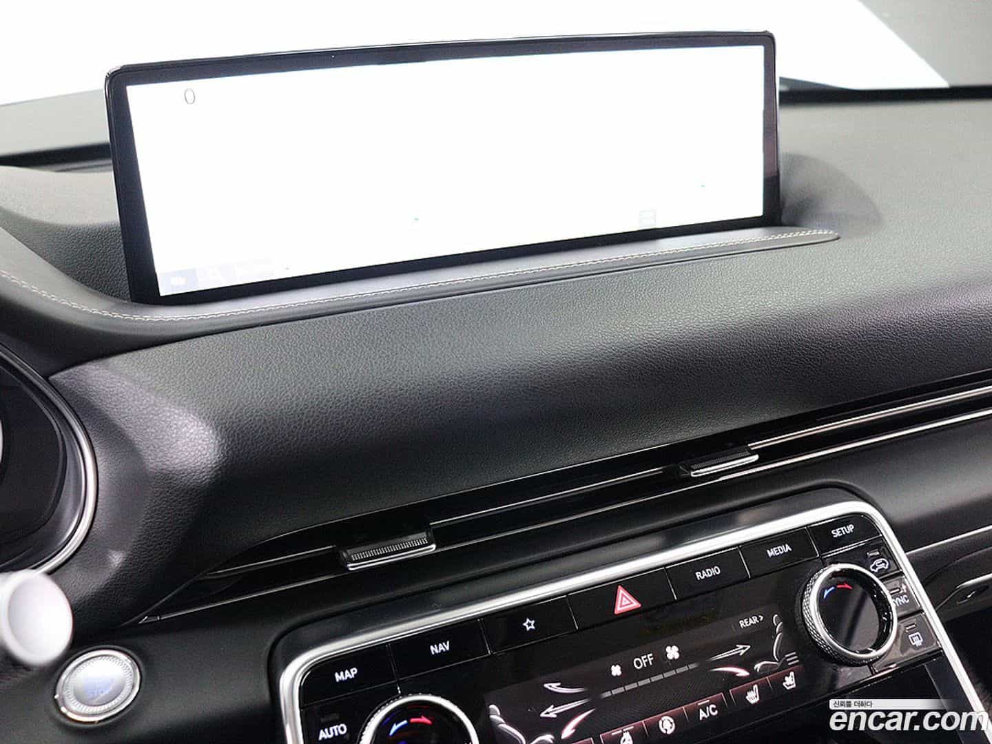 GV80 Genesis 2022.0-INNER-008