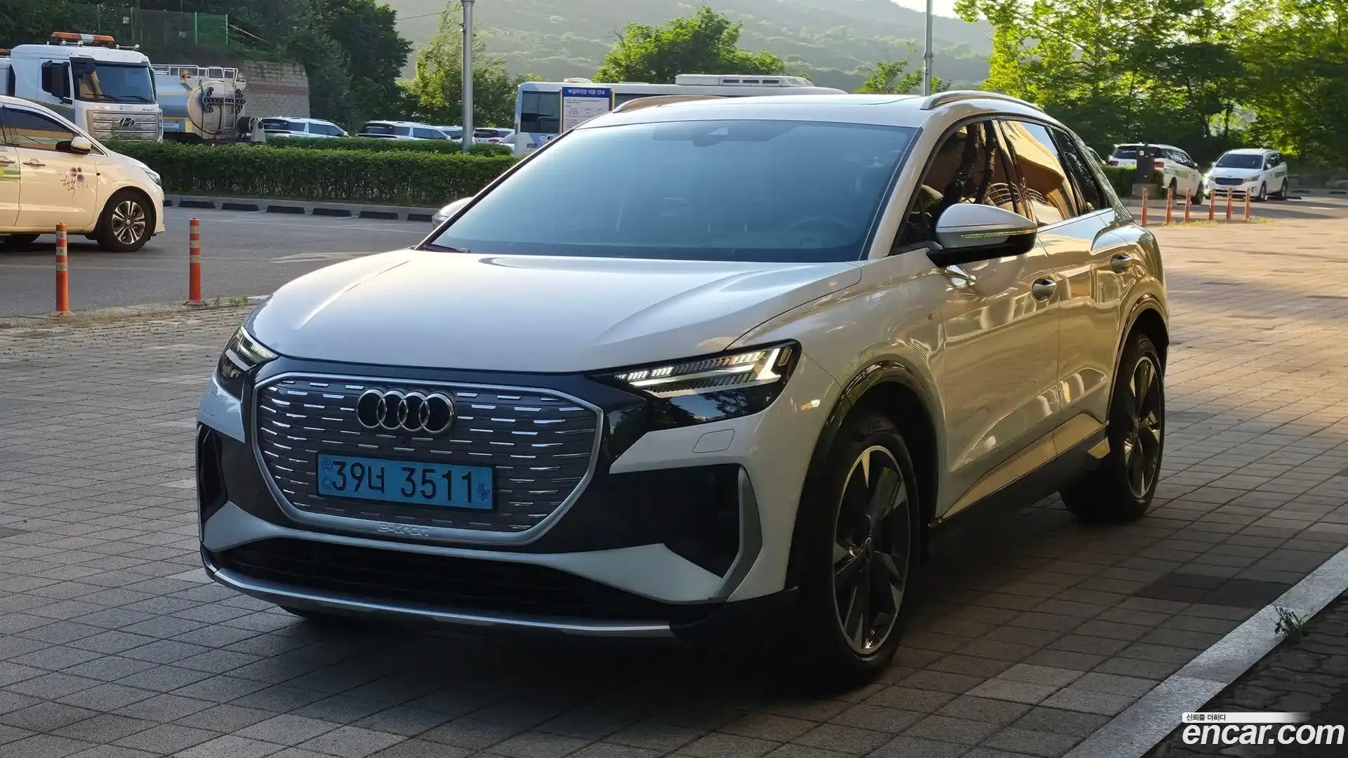 Q4 e-tron Audi 2022.8-OUTER-003