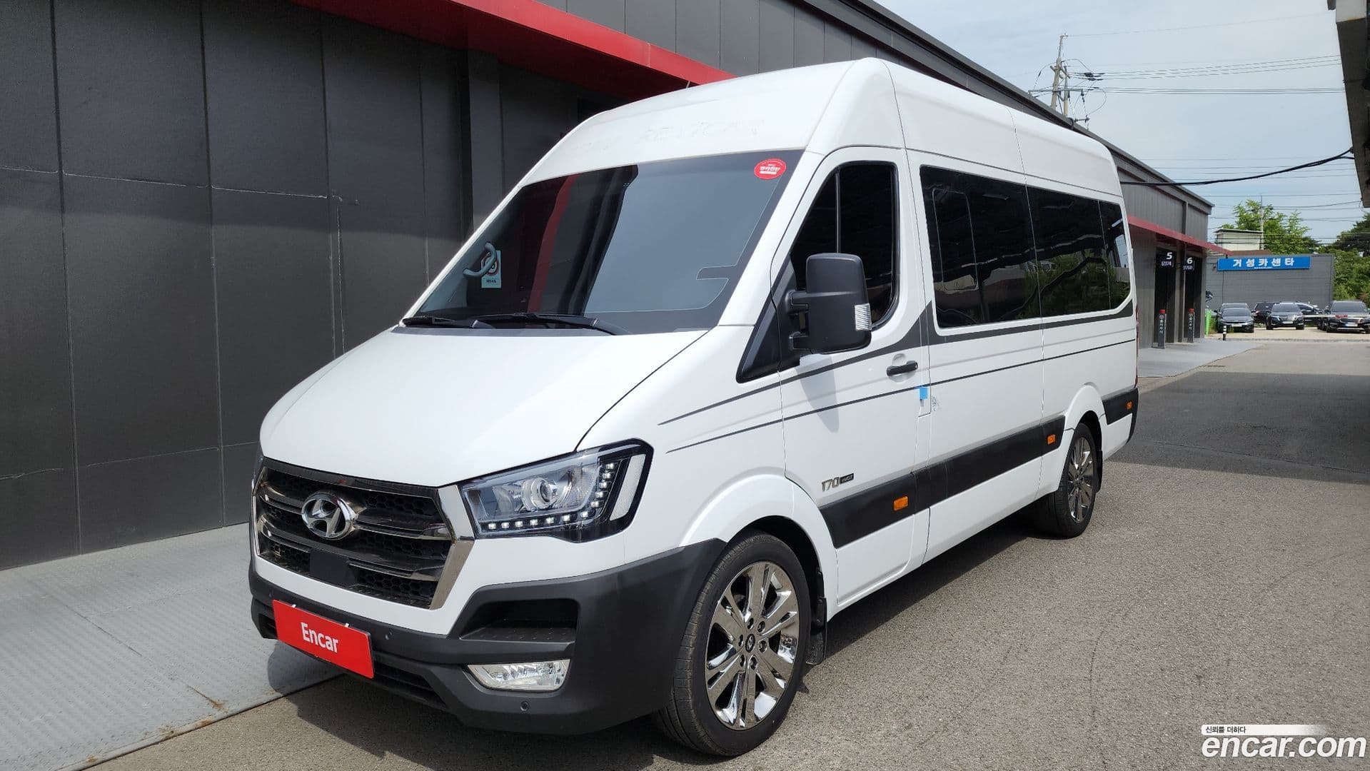 Main__Slider__Photo:Solati Hyundai 2023.3-0