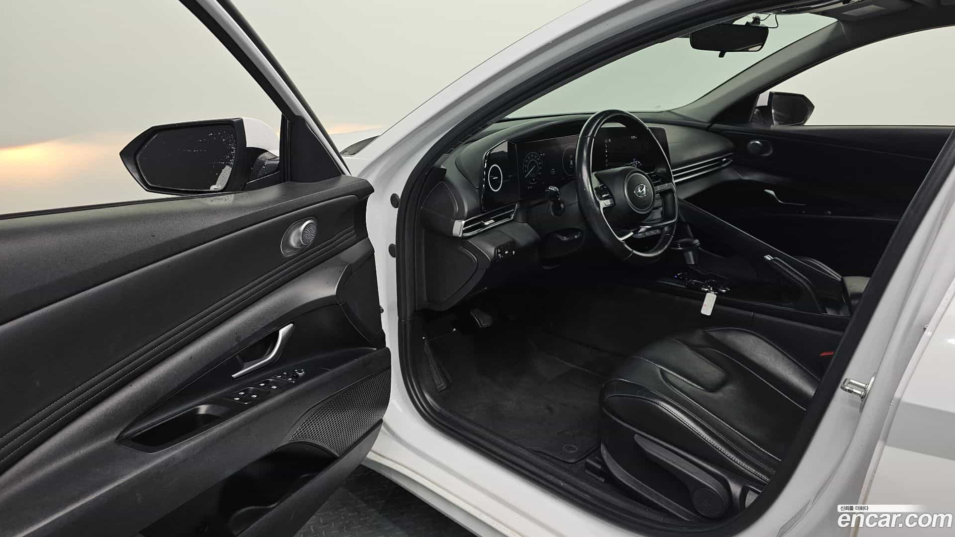 AVANTE Hyundai 2021.6-INNER-010