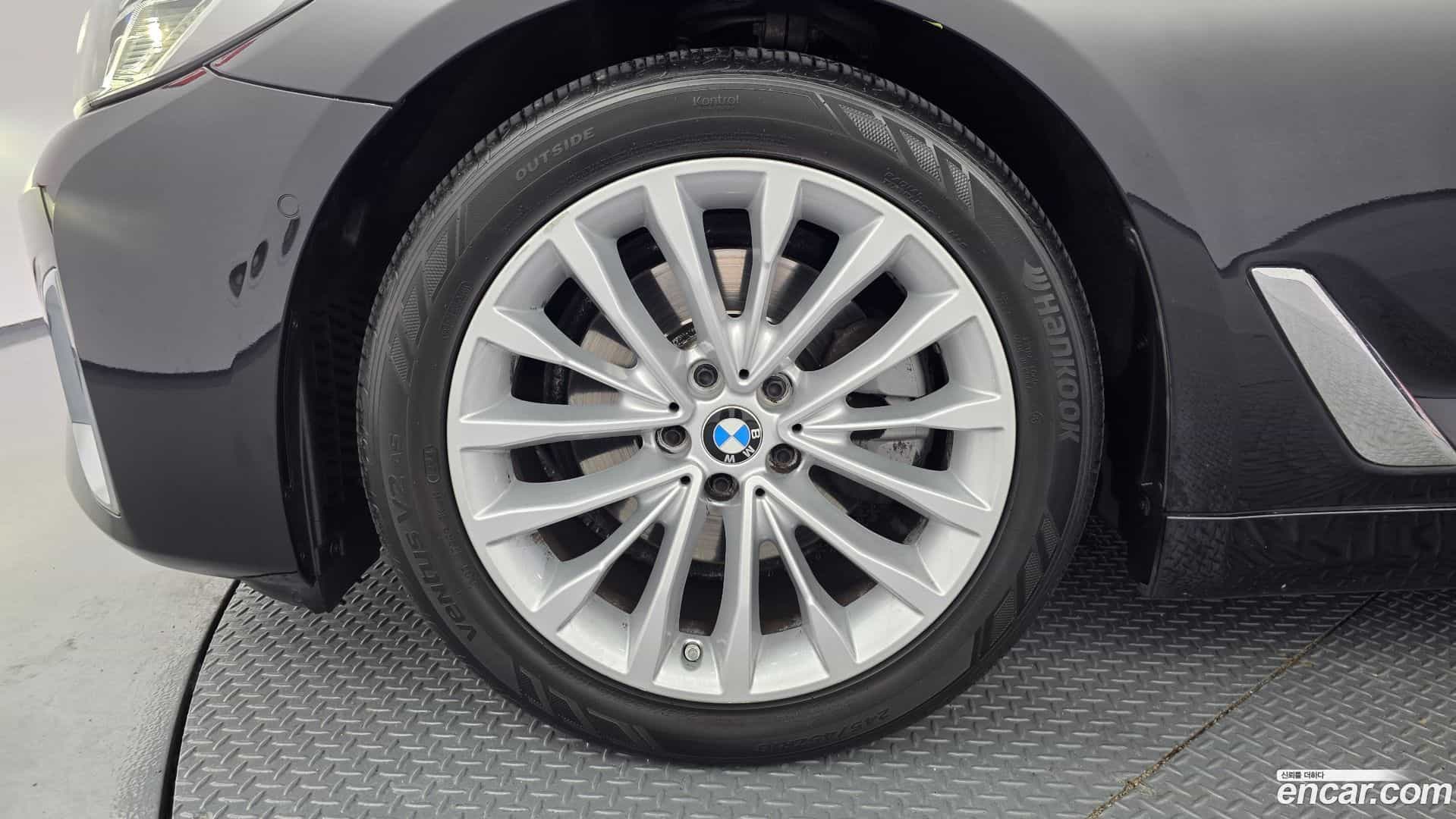 5-Series BMW 2021.3-OUTER-005