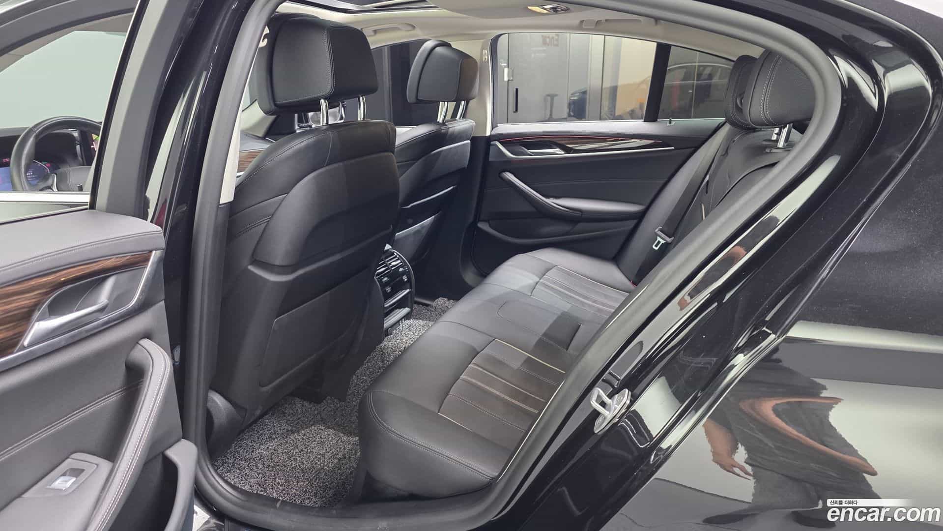 5-Series BMW 2021.3-INNER-036