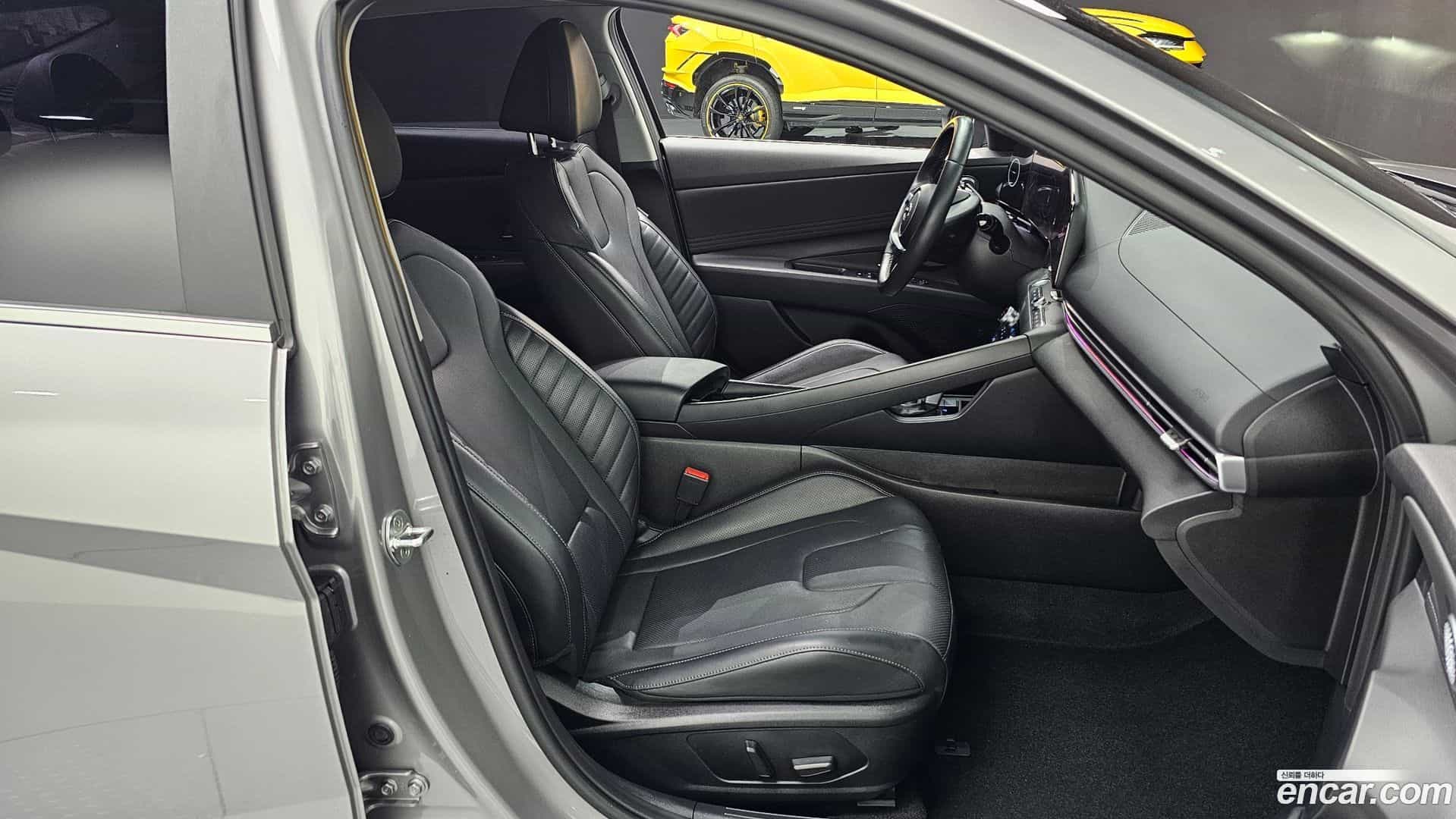 AVANTE Hyundai 2022.8-INNER-036