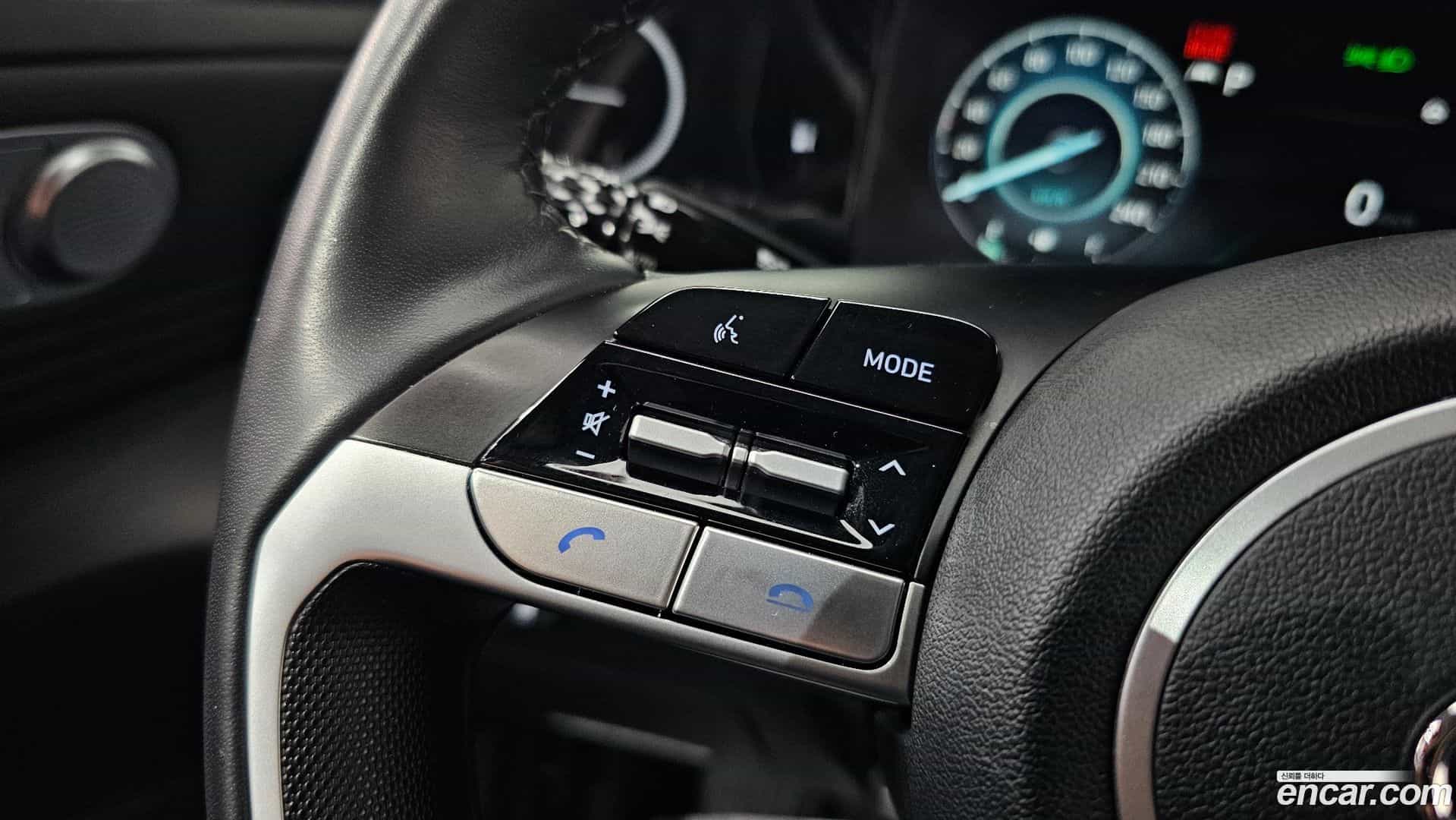 AVANTE Hyundai 2022.8-OPTION-043