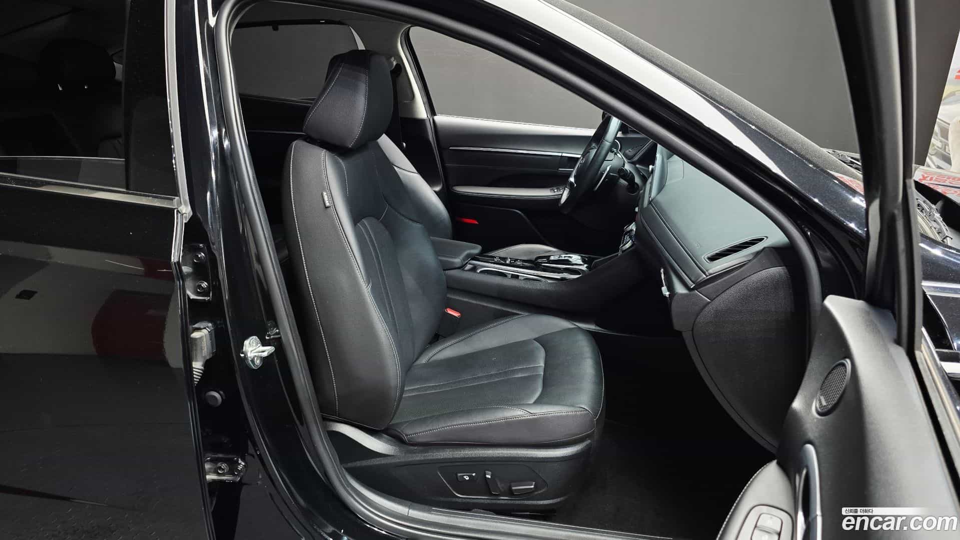 Sonata Hyundai 2022.5-INNER-036