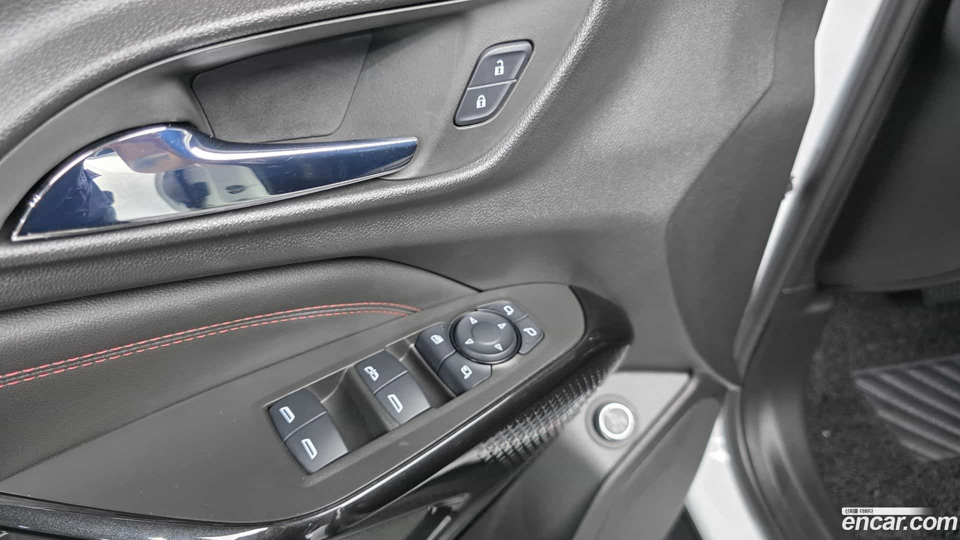 Trax Chevrolet 2023.5-OPTION-016