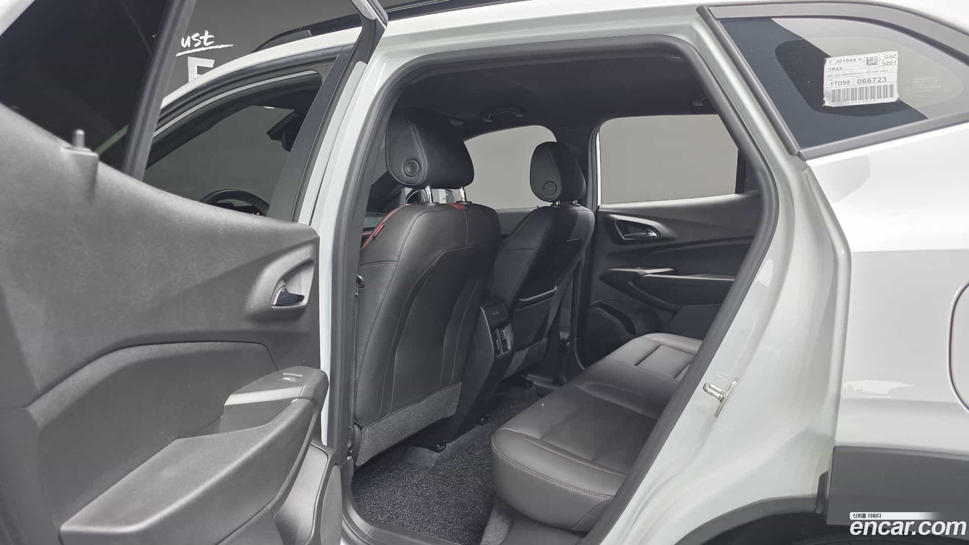 Trax Chevrolet 2023.5-OPTION-022