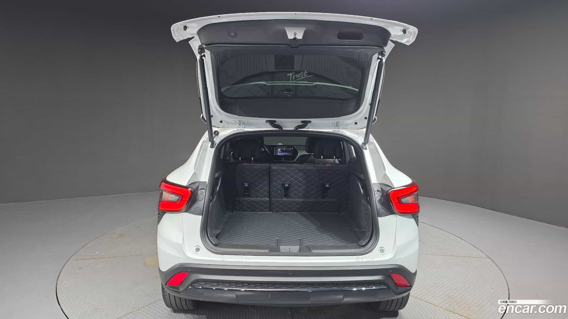 Trax Chevrolet 2023.5-OPTION-024