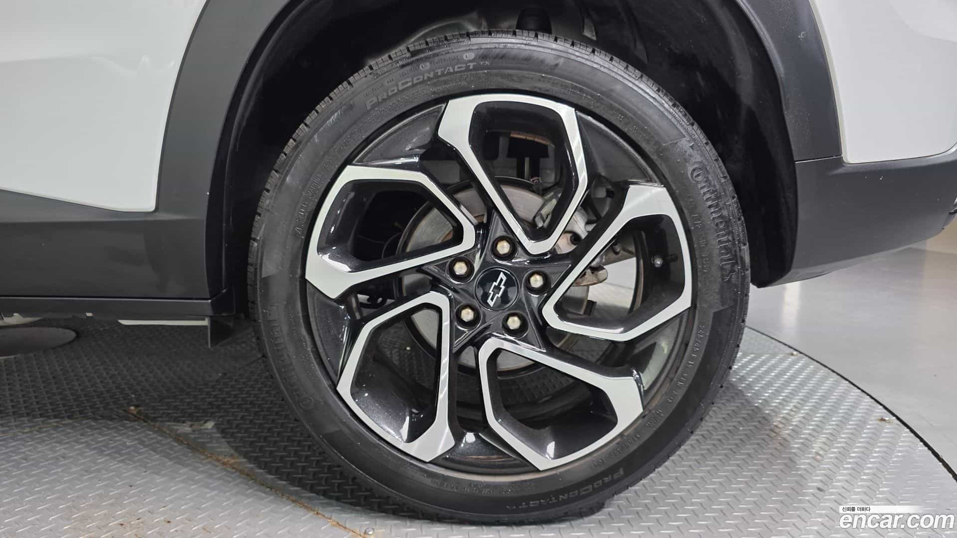 Trax Chevrolet 2023.5-OUTER-031